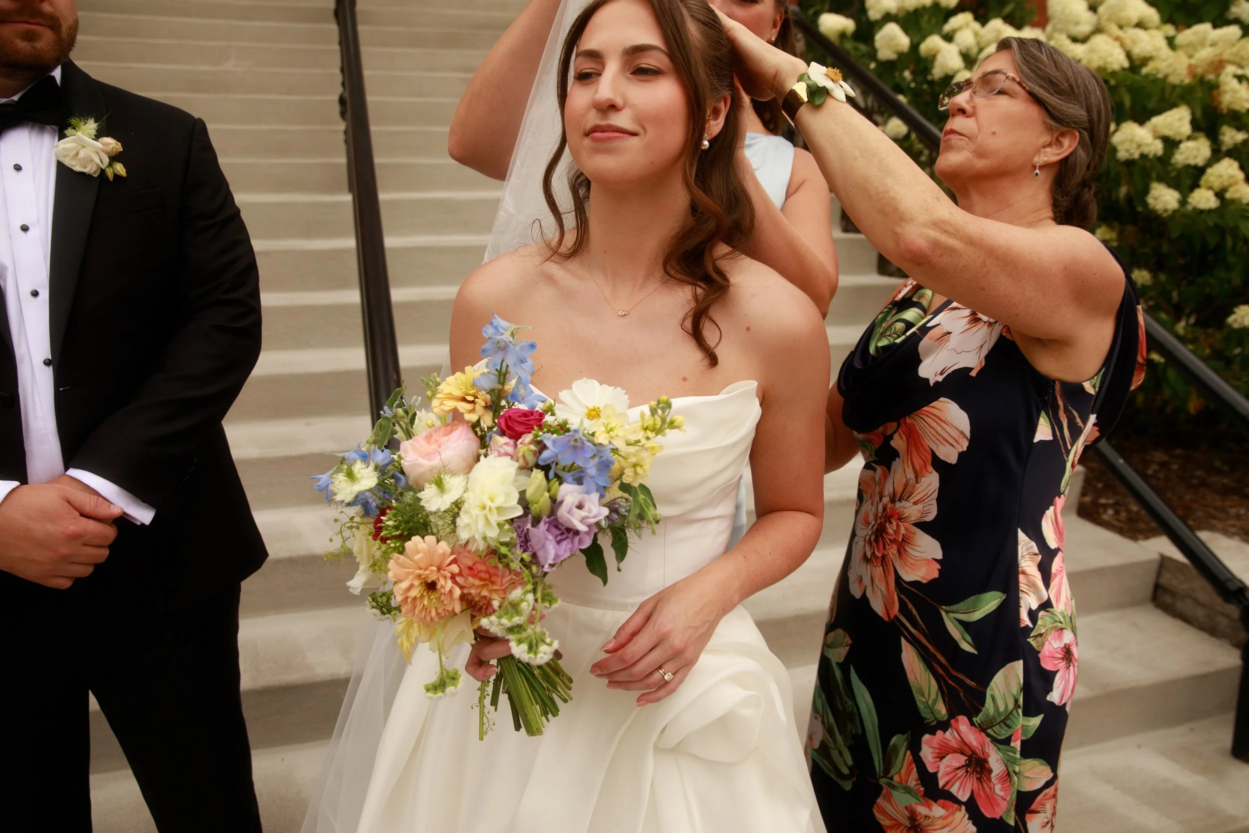 JessicaMax-northern-michigan-wedding-photographer-perry-hotel-petoskey-summer-wedding-day-119.jpg