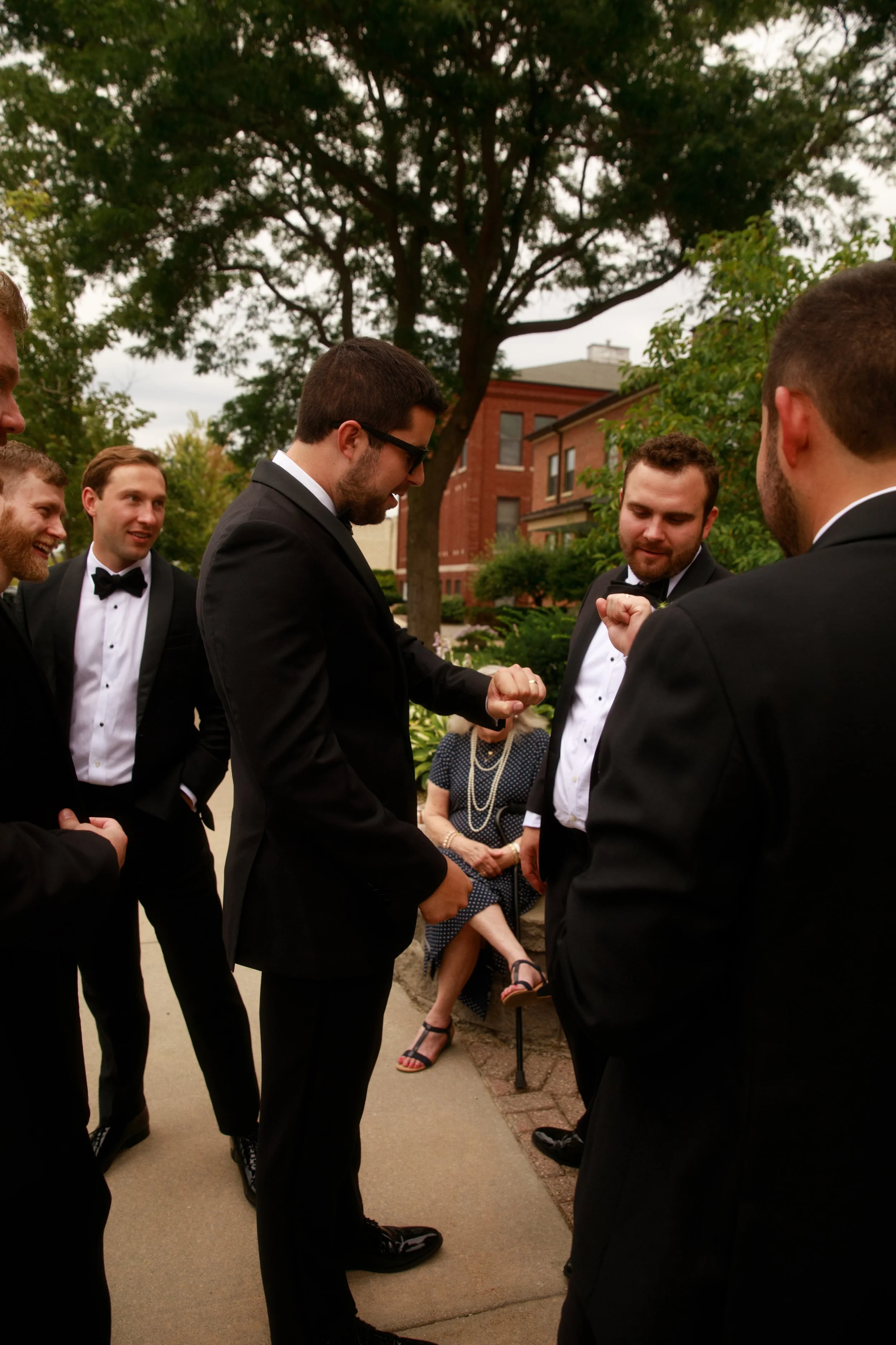 JessicaMax-northern-michigan-wedding-photographer-perry-hotel-petoskey-summer-wedding-day-124.jpg