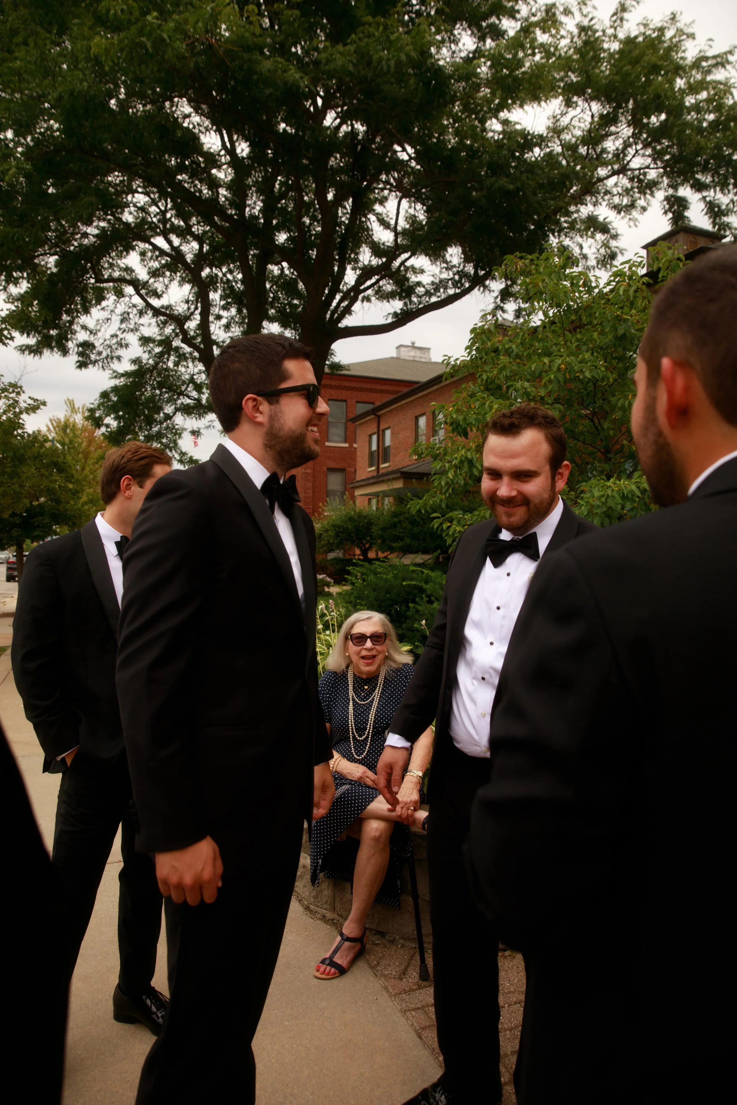 JessicaMax-northern-michigan-wedding-photographer-perry-hotel-petoskey-summer-wedding-day-125.jpg
