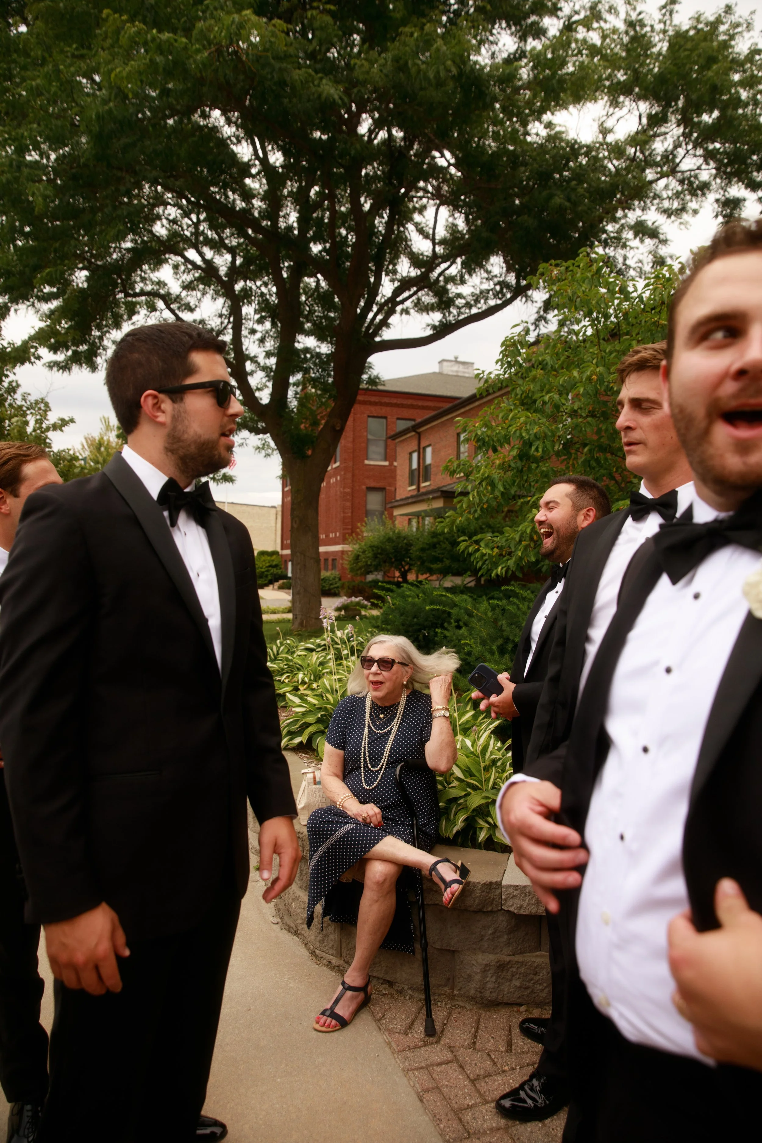 JessicaMax-northern-michigan-wedding-photographer-perry-hotel-petoskey-summer-wedding-day-127.jpg