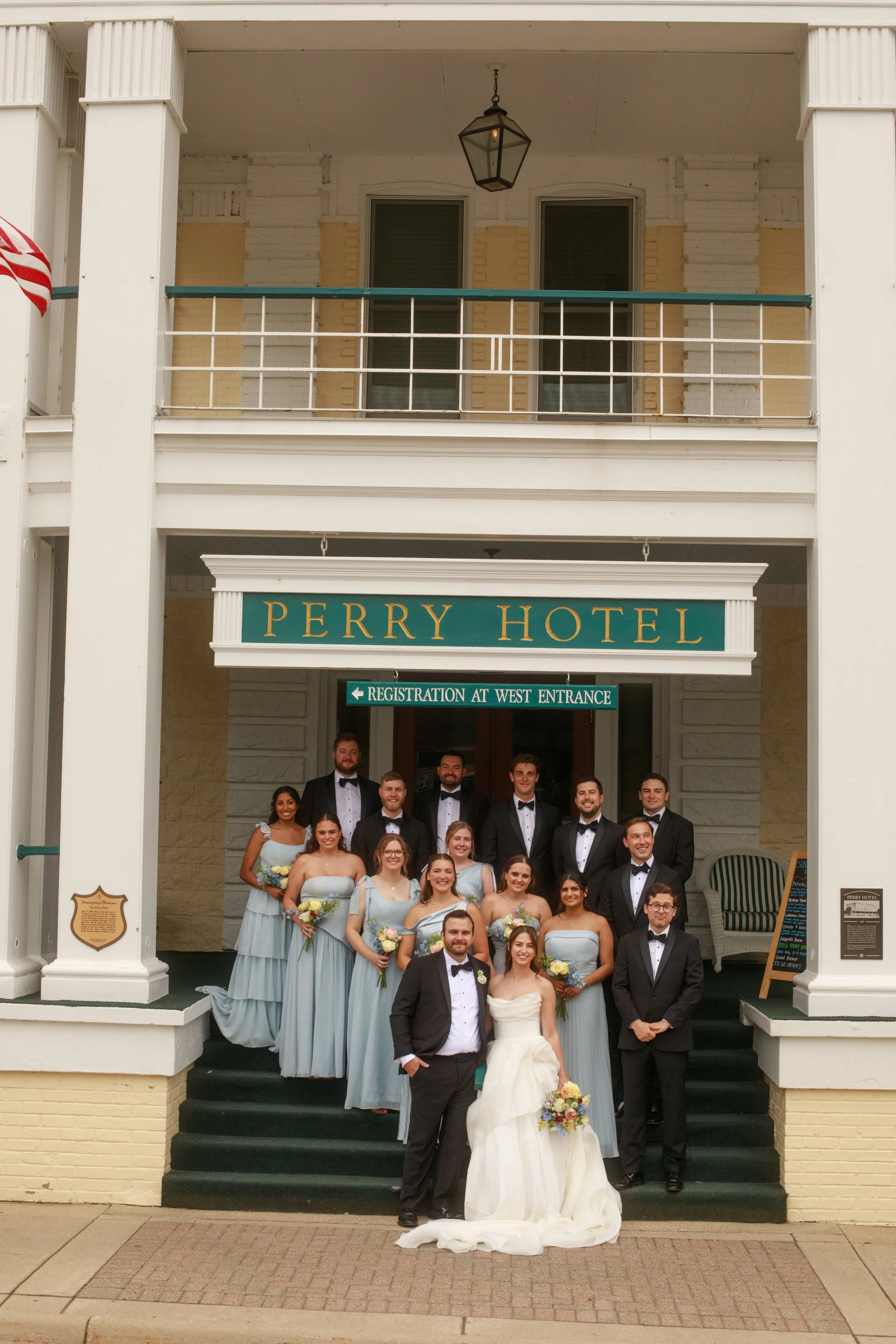JessicaMax-northern-michigan-wedding-photographer-perry-hotel-petoskey-summer-wedding-day-144.jpg