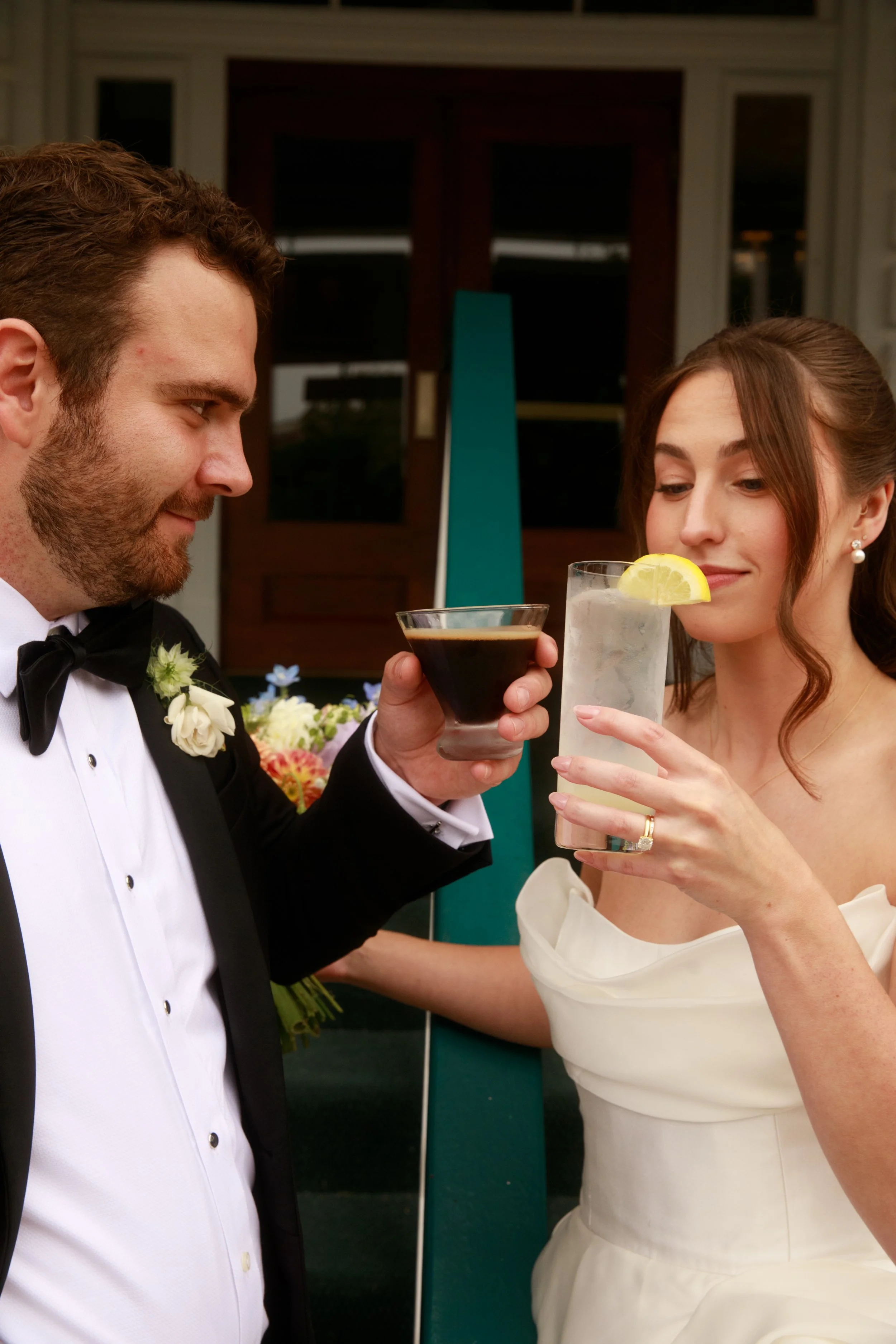 JessicaMax-northern-michigan-wedding-photographer-perry-hotel-petoskey-summer-wedding-day-151.jpg