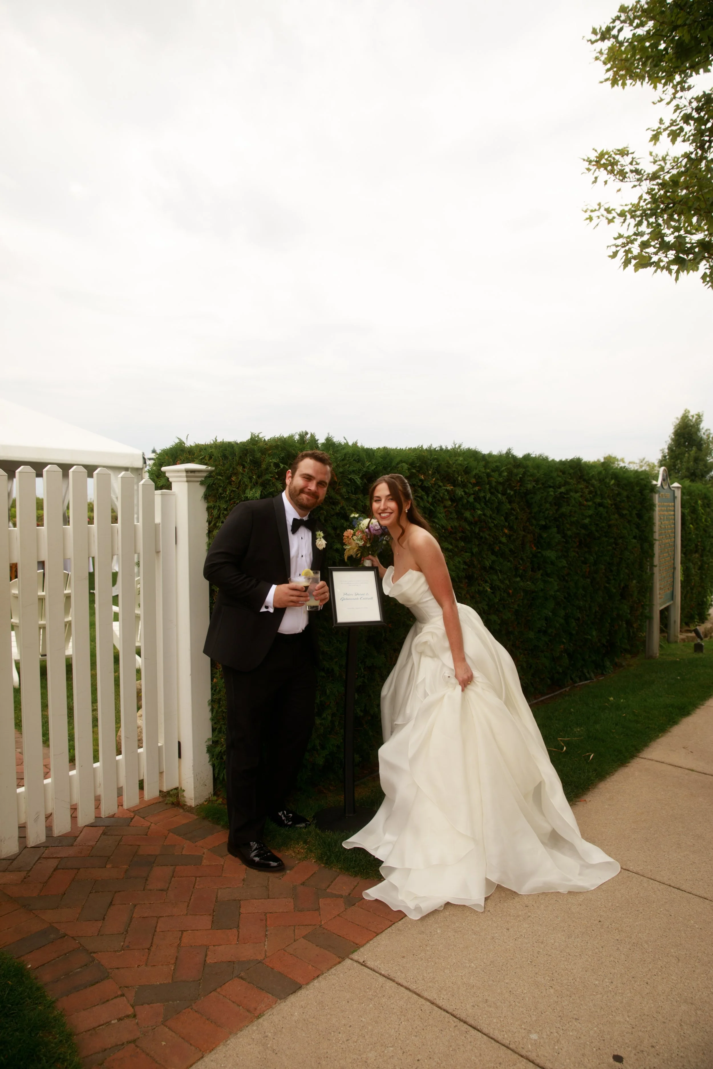 JessicaMax-northern-michigan-wedding-photographer-perry-hotel-petoskey-summer-wedding-day-153.jpg