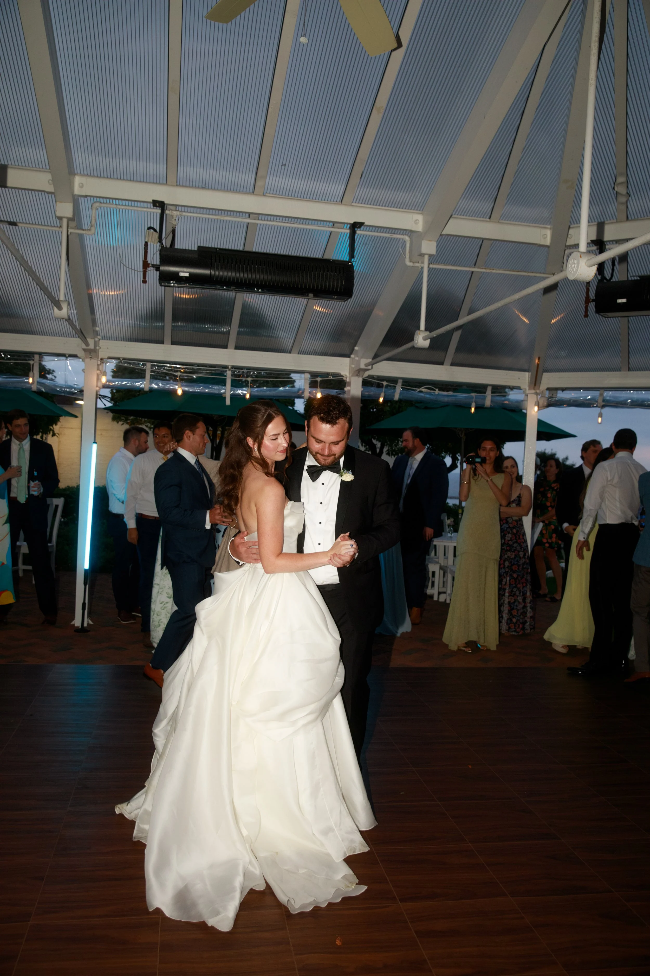 JessicaMax-northern-michigan-wedding-photographer-perry-hotel-petoskey-summer-wedding-day-171.jpg