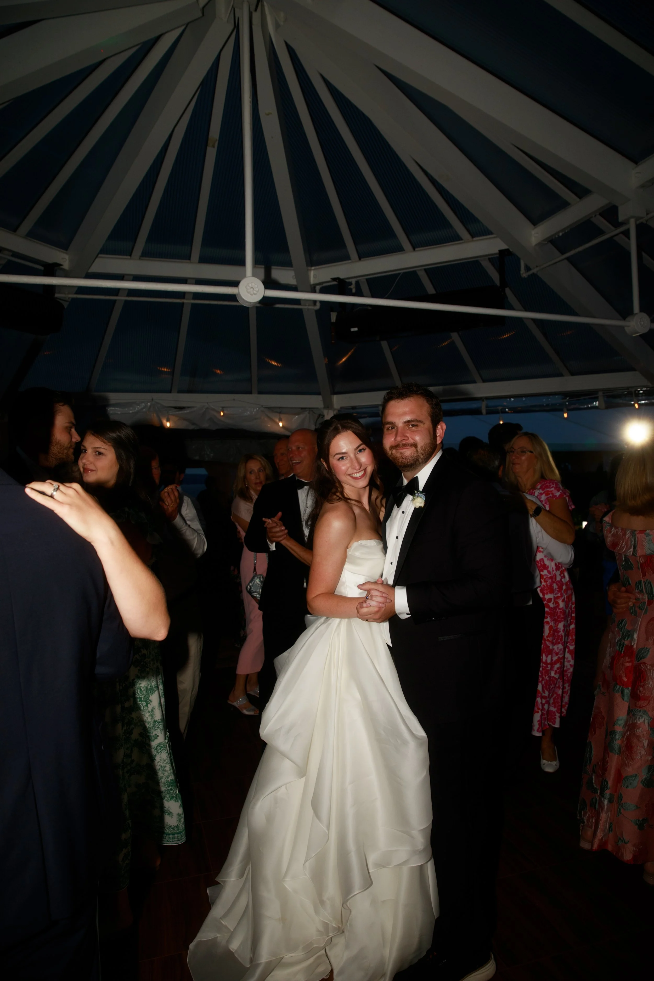 JessicaMax-northern-michigan-wedding-photographer-perry-hotel-petoskey-summer-wedding-day-175.jpg