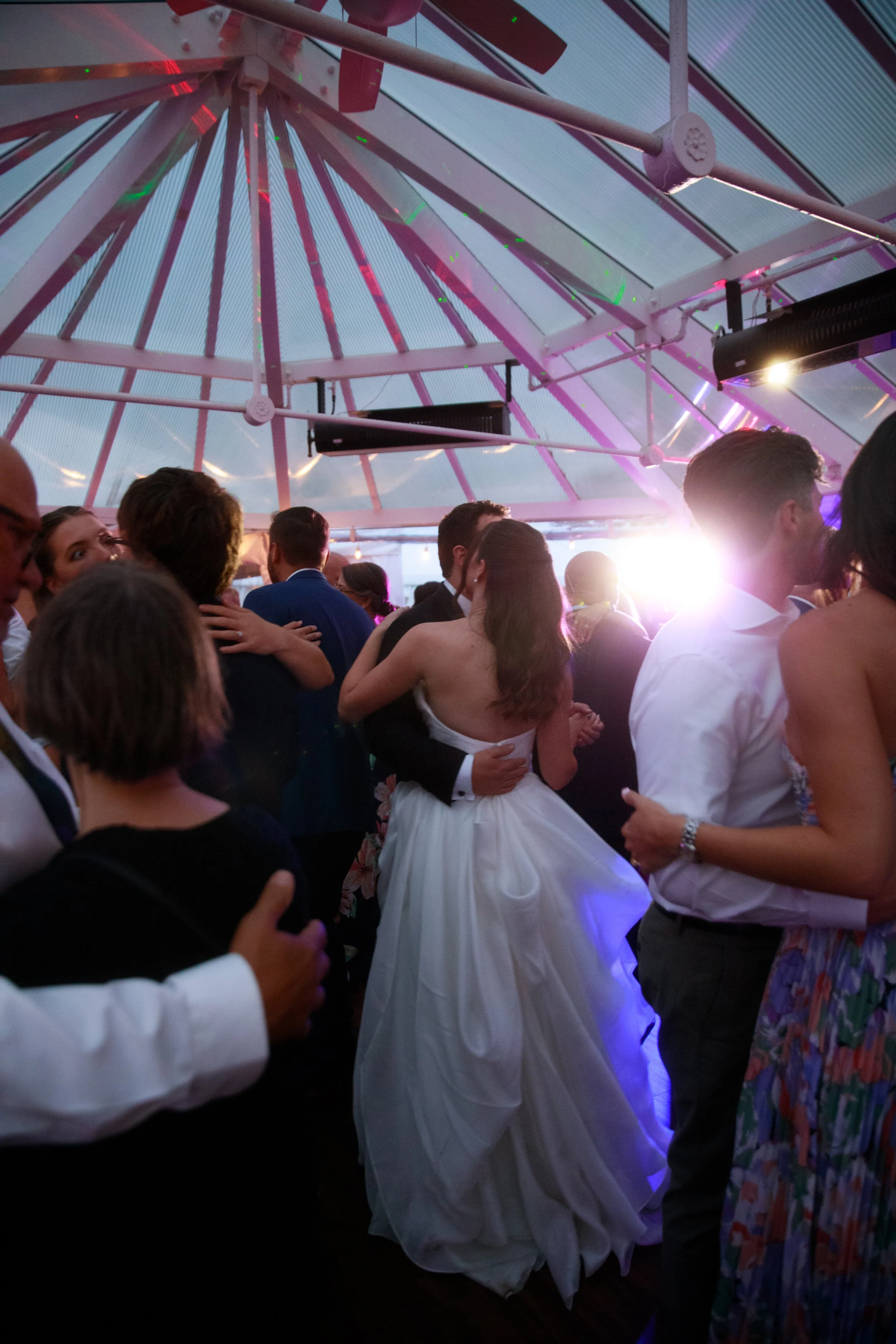 JessicaMax-northern-michigan-wedding-photographer-perry-hotel-petoskey-summer-wedding-day-177.jpg