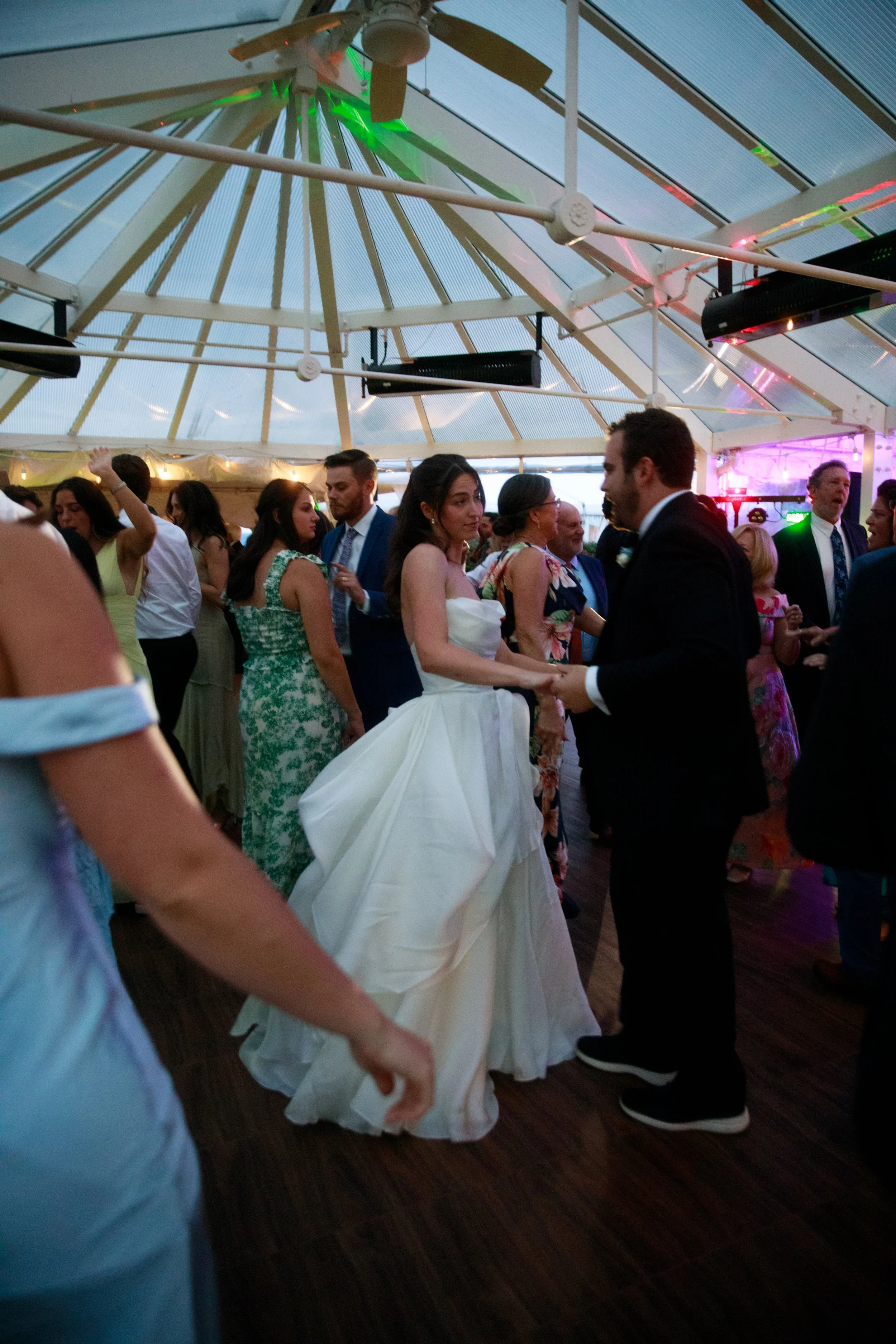 JessicaMax-northern-michigan-wedding-photographer-perry-hotel-petoskey-summer-wedding-day-185.jpg