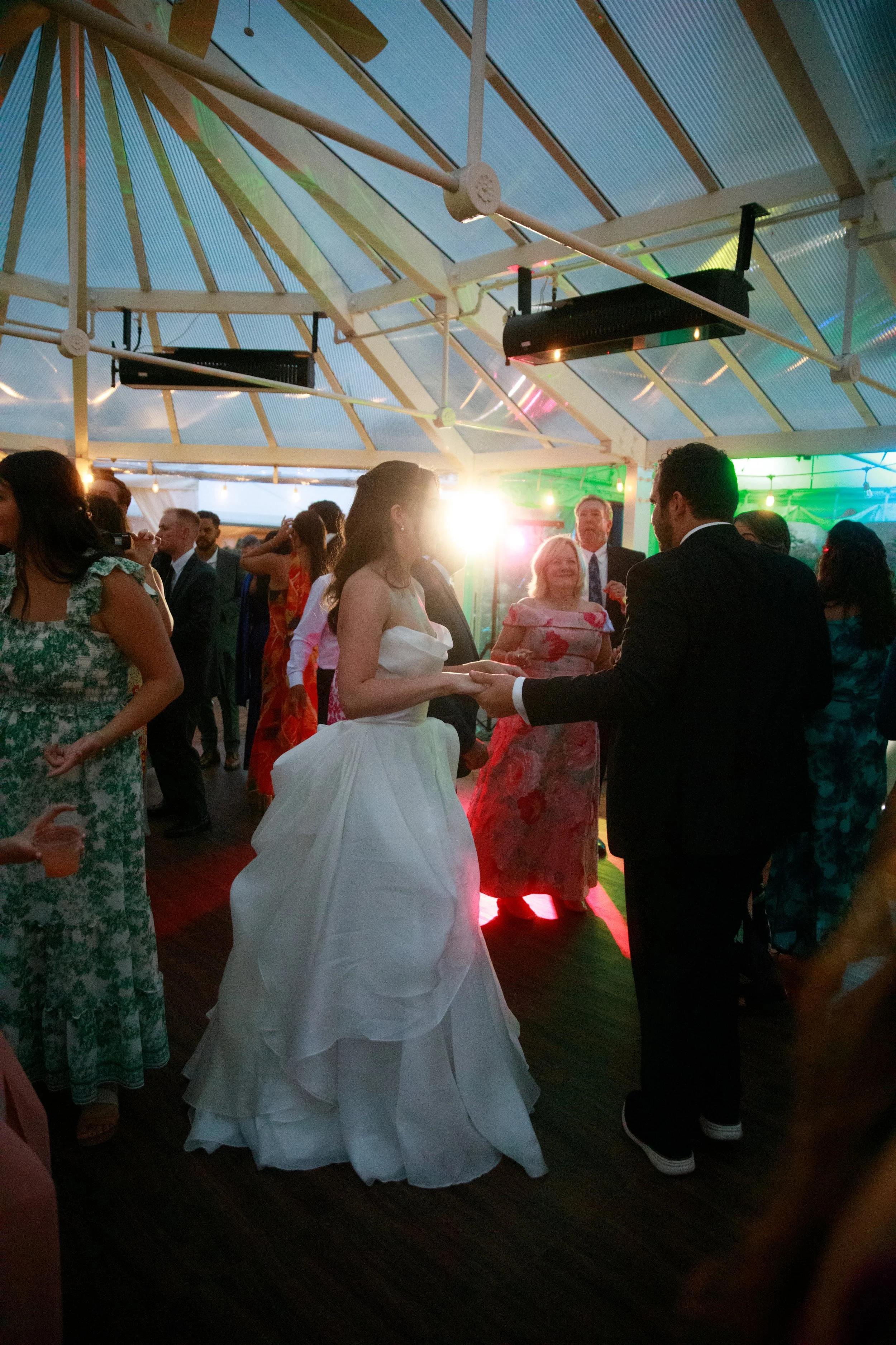 JessicaMax-northern-michigan-wedding-photographer-perry-hotel-petoskey-summer-wedding-day-187.jpg