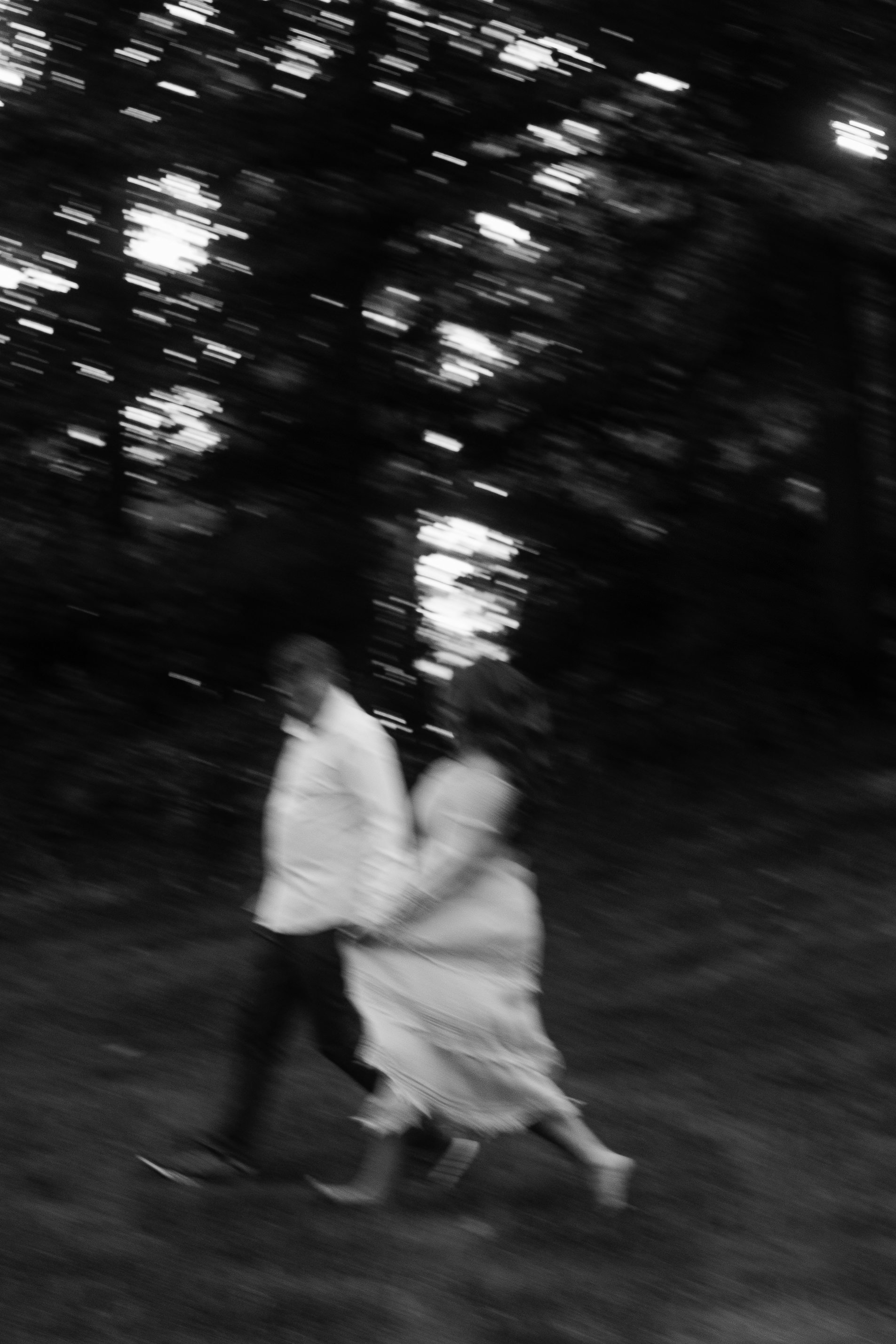 JessicaMax-michigan-ludington-lakeside-engagement-session-hamlin-lake-documentary-engagement-118.jpg