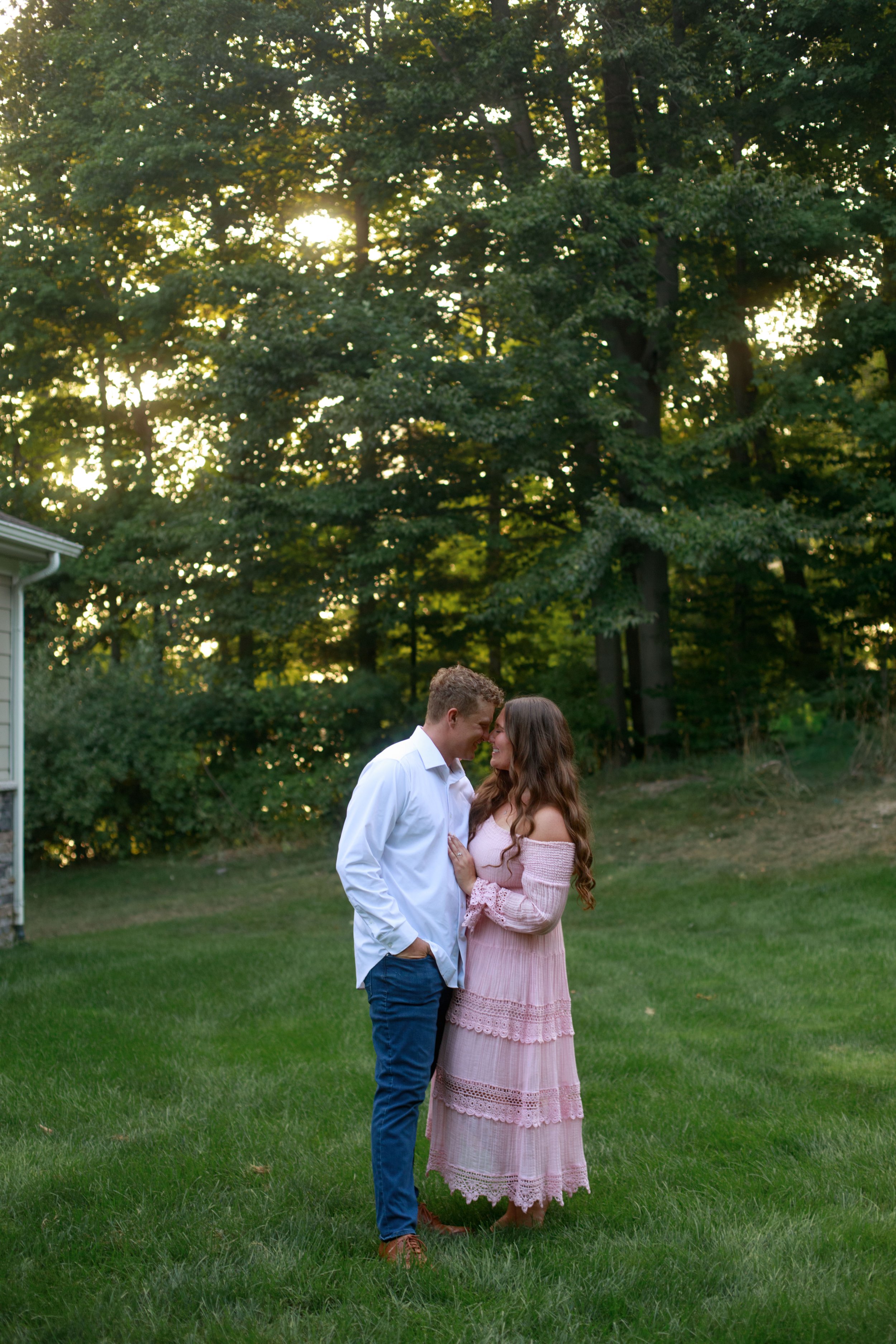 JessicaMax-michigan-ludington-lakeside-engagement-session-hamlin-lake-documentary-engagement-131.jpg