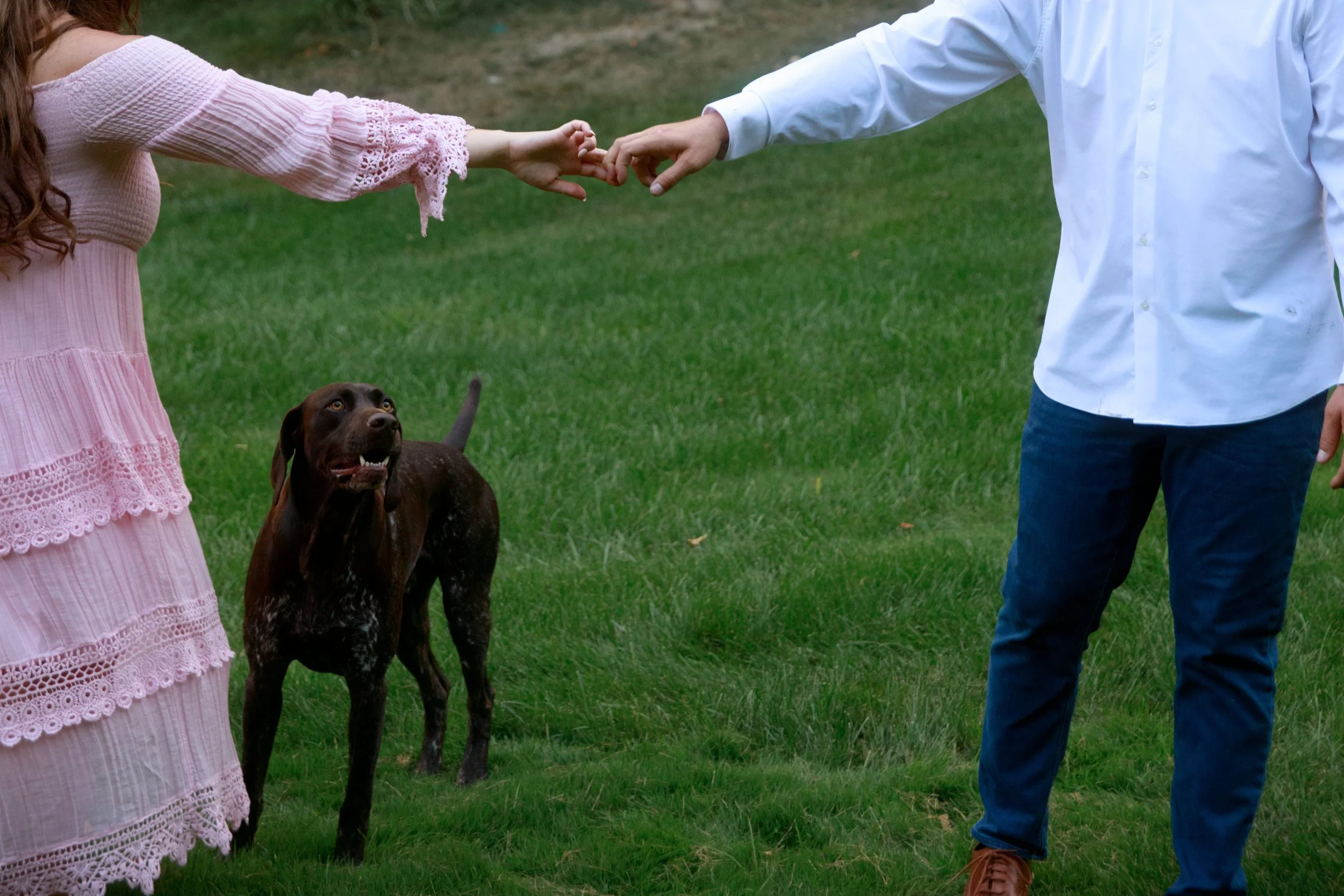 JessicaMax-michigan-ludington-lakeside-engagement-session-hamlin-lake-documentary-engagement-169.jpg