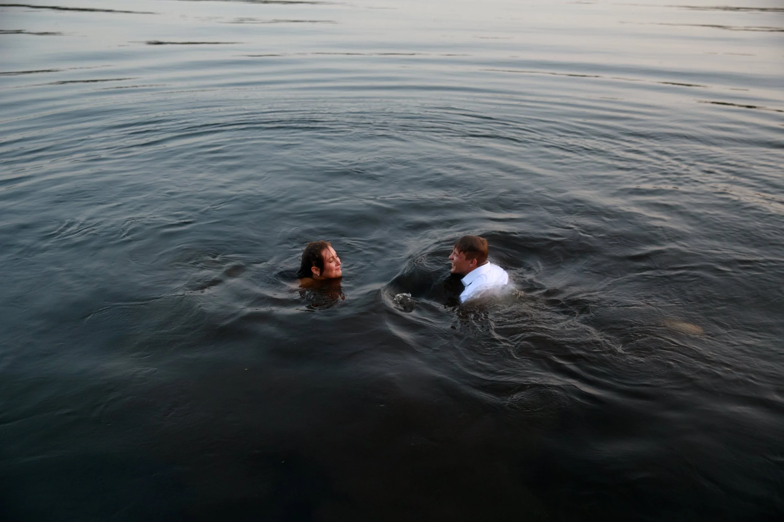 JessicaMax-michigan-ludington-lakeside-engagement-session-hamlin-lake-documentary-engagement-240.jpg