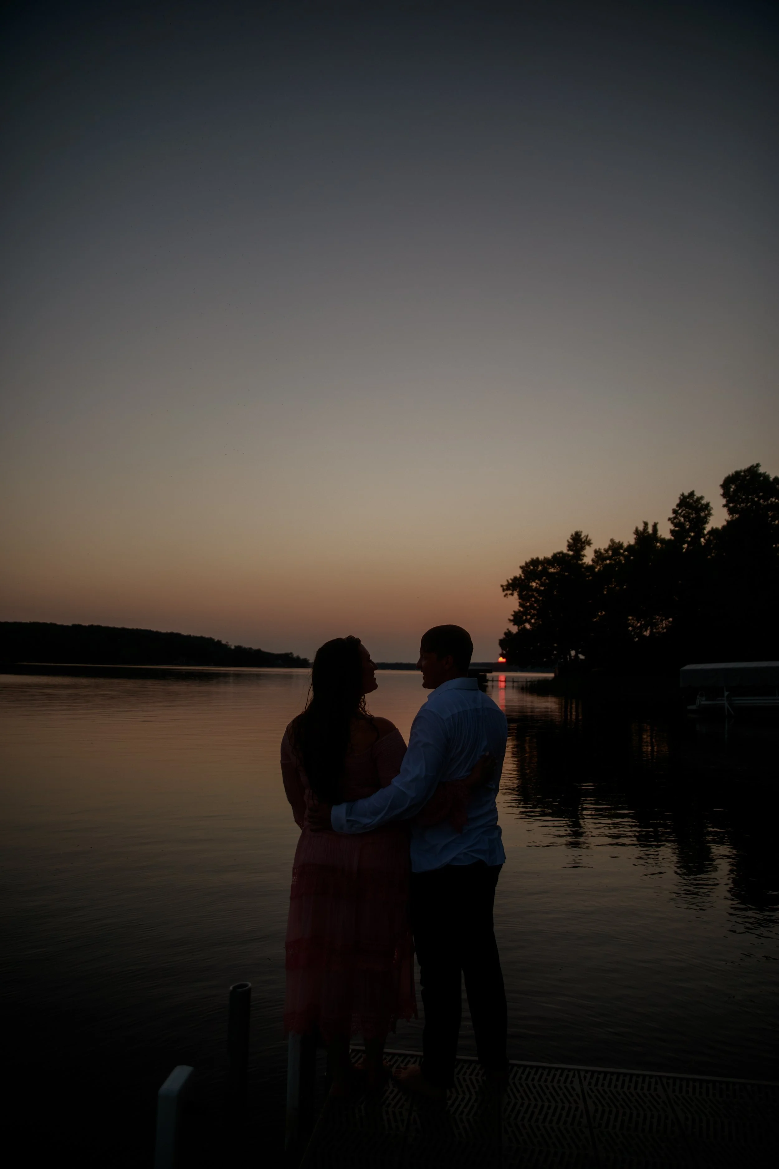 JessicaMax-michigan-ludington-lakeside-engagement-session-hamlin-lake-documentary-engagement-245.jpg