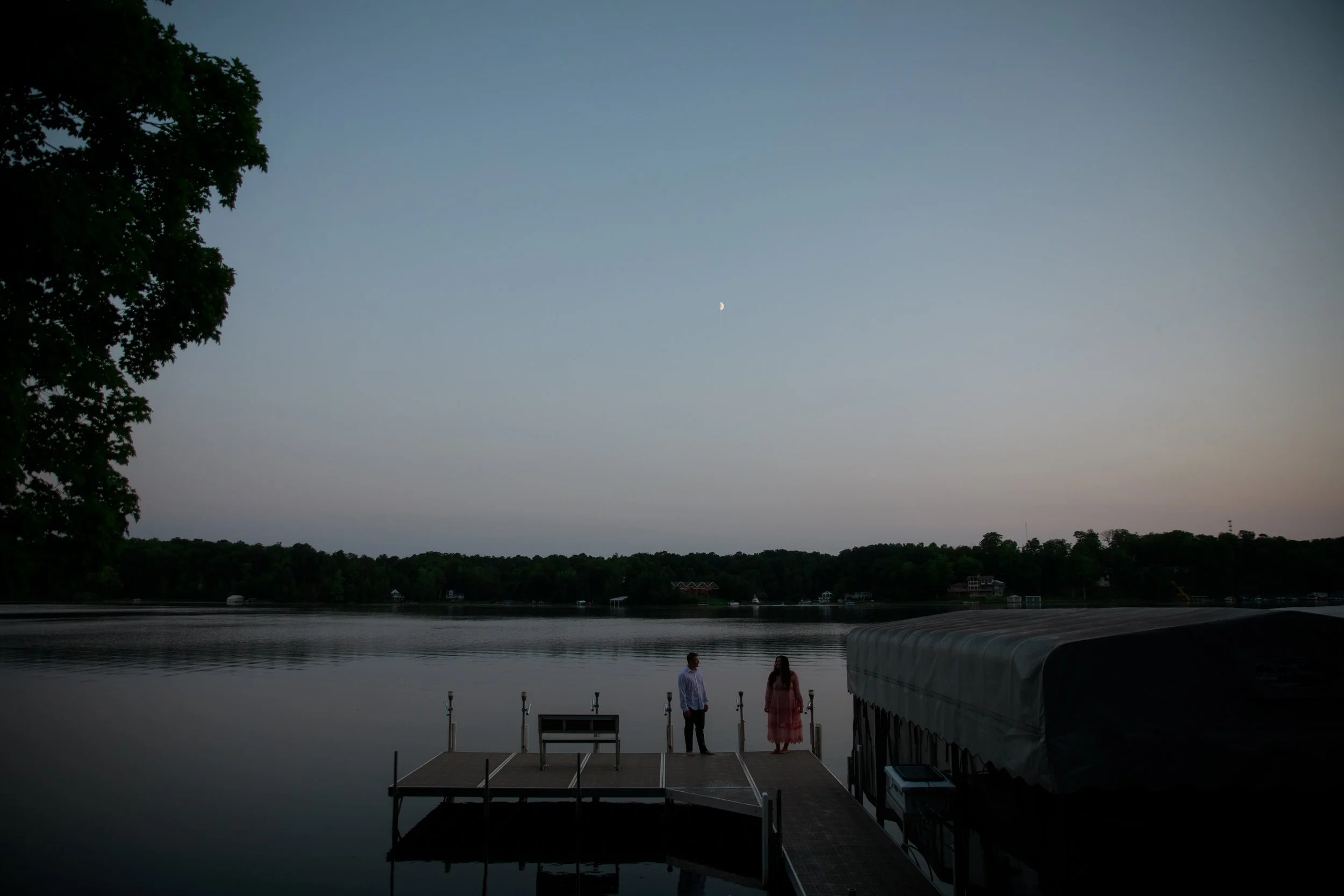JessicaMax-michigan-ludington-lakeside-engagement-session-hamlin-lake-documentary-engagement-247.jpg
