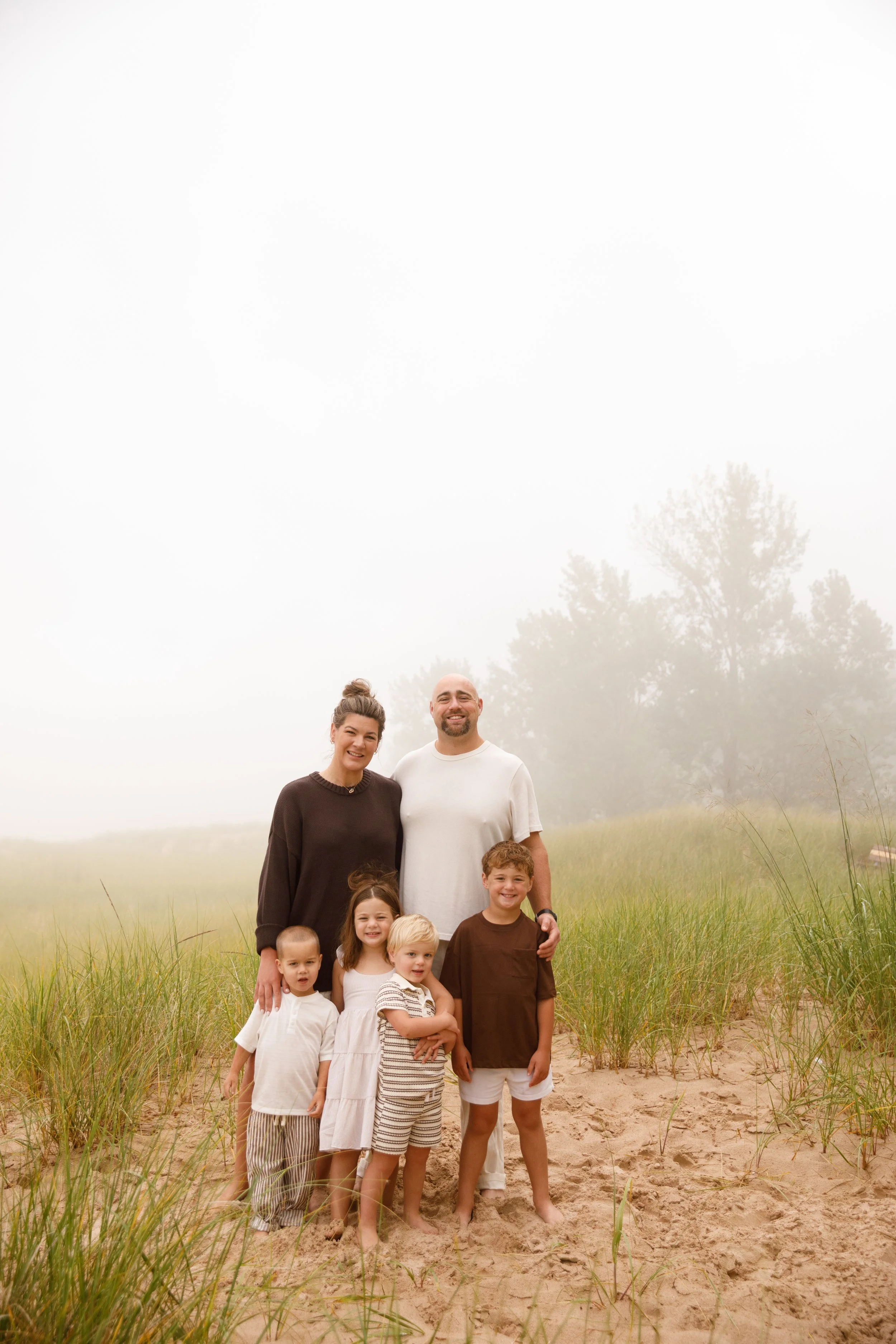 JessicaMax-michigan-family-photographer-pentwater-extended-family-session-documentary-sunrise-52.jpg