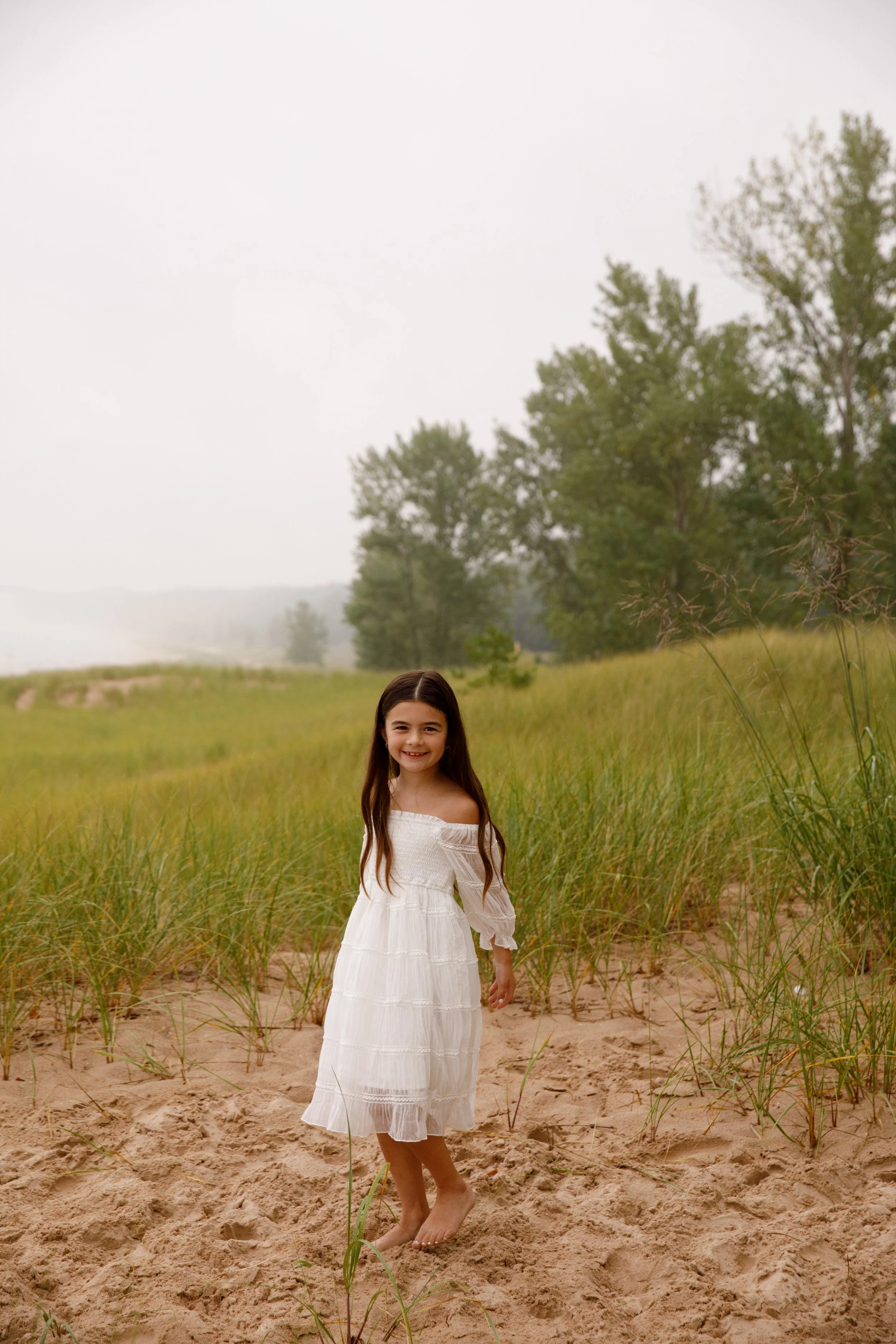 JessicaMax-michigan-family-photographer-pentwater-extended-family-session-documentary-sunrise-75.jpg
