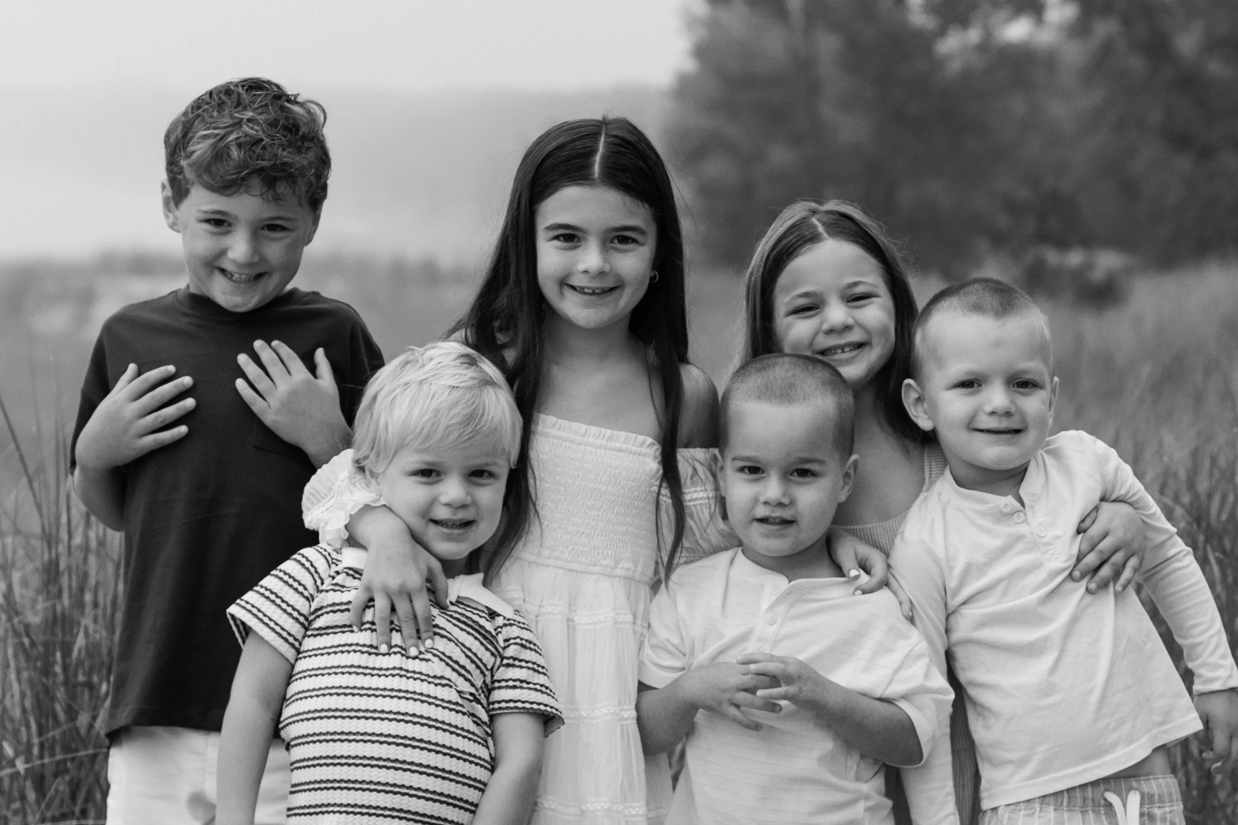 JessicaMax-michigan-family-photographer-pentwater-extended-family-session-documentary-sunrise-116.jpg