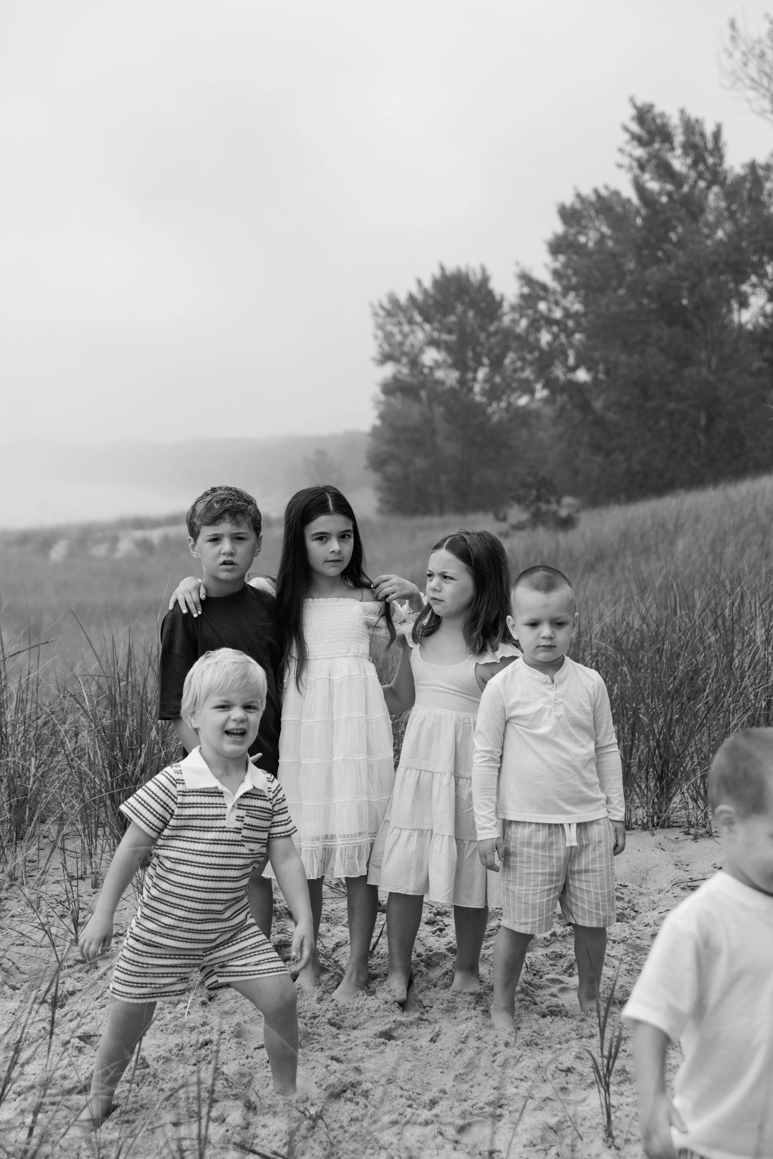 JessicaMax-michigan-family-photographer-pentwater-extended-family-session-documentary-sunrise-144.jpg
