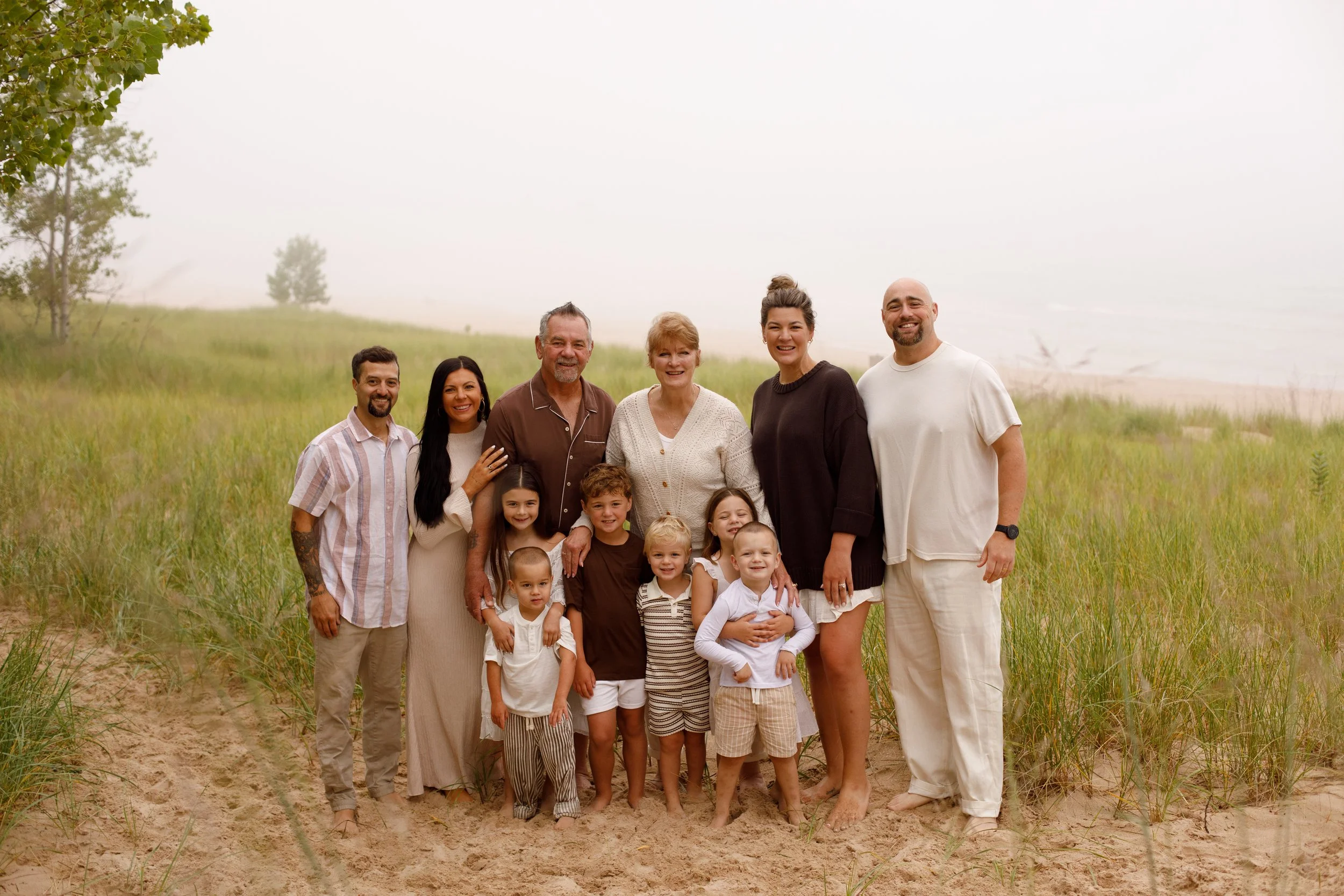 JessicaMax-michigan-family-photographer-pentwater-extended-family-session-documentary-sunrise-160.jpg