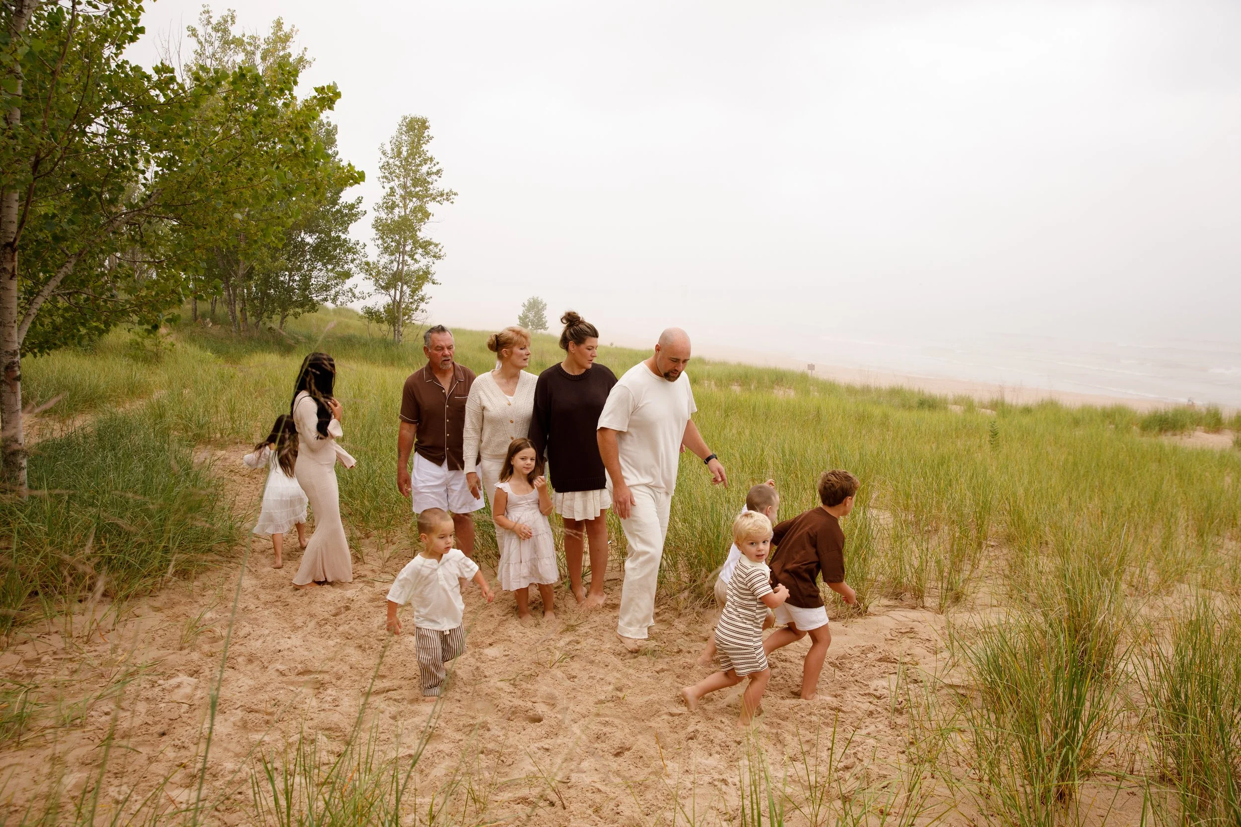 JessicaMax-michigan-family-photographer-pentwater-extended-family-session-documentary-sunrise-165.jpg
