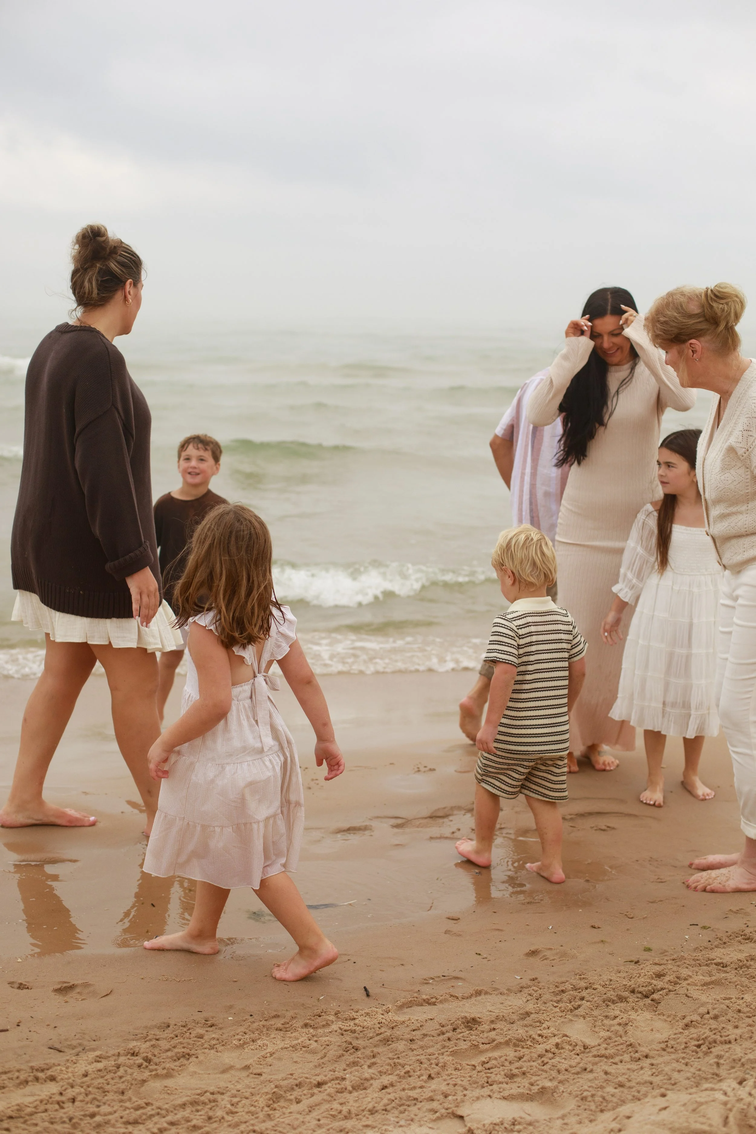 JessicaMax-michigan-family-photographer-pentwater-extended-family-session-documentary-sunrise-269.jpg