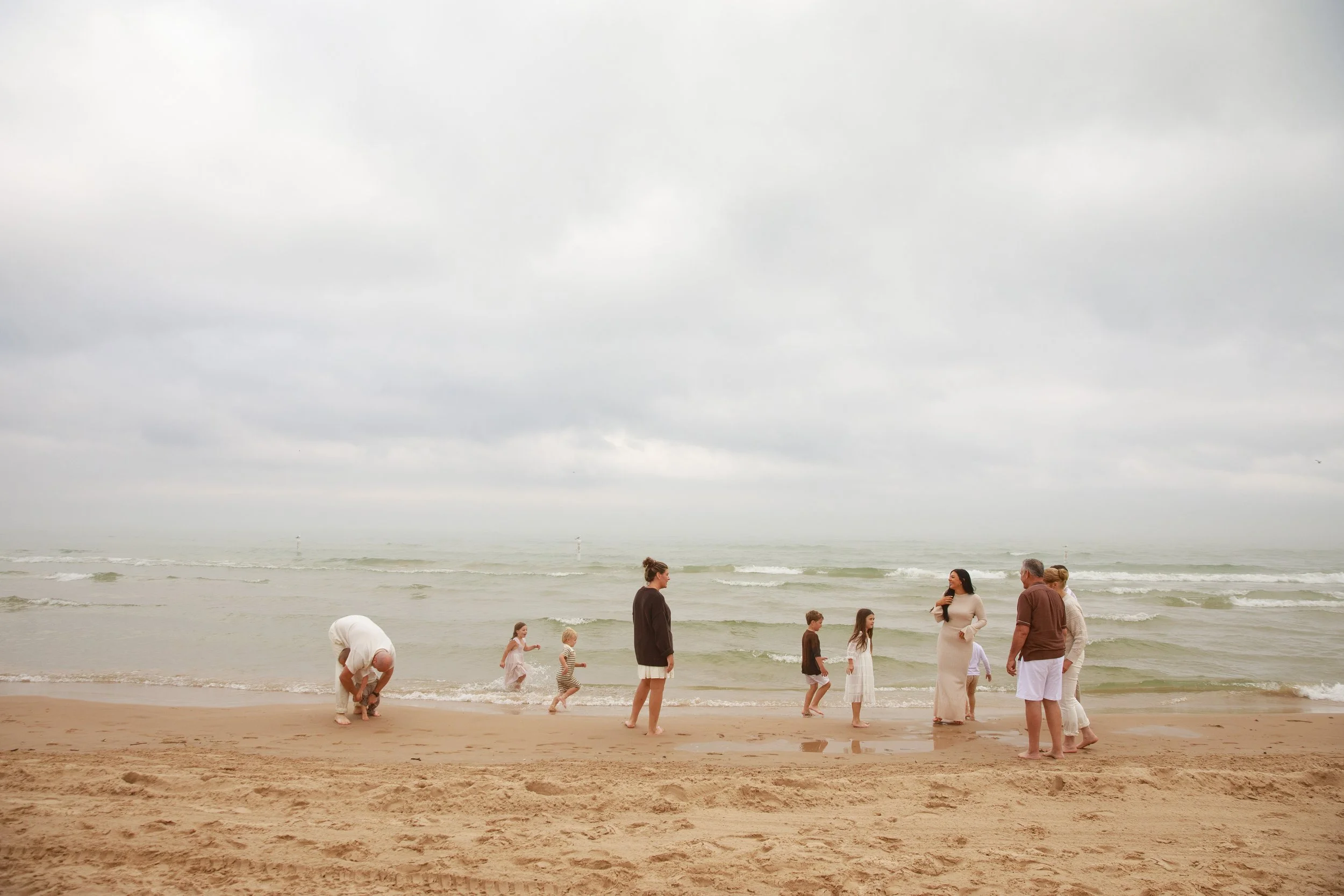 JessicaMax-michigan-family-photographer-pentwater-extended-family-session-documentary-sunrise-290.jpg