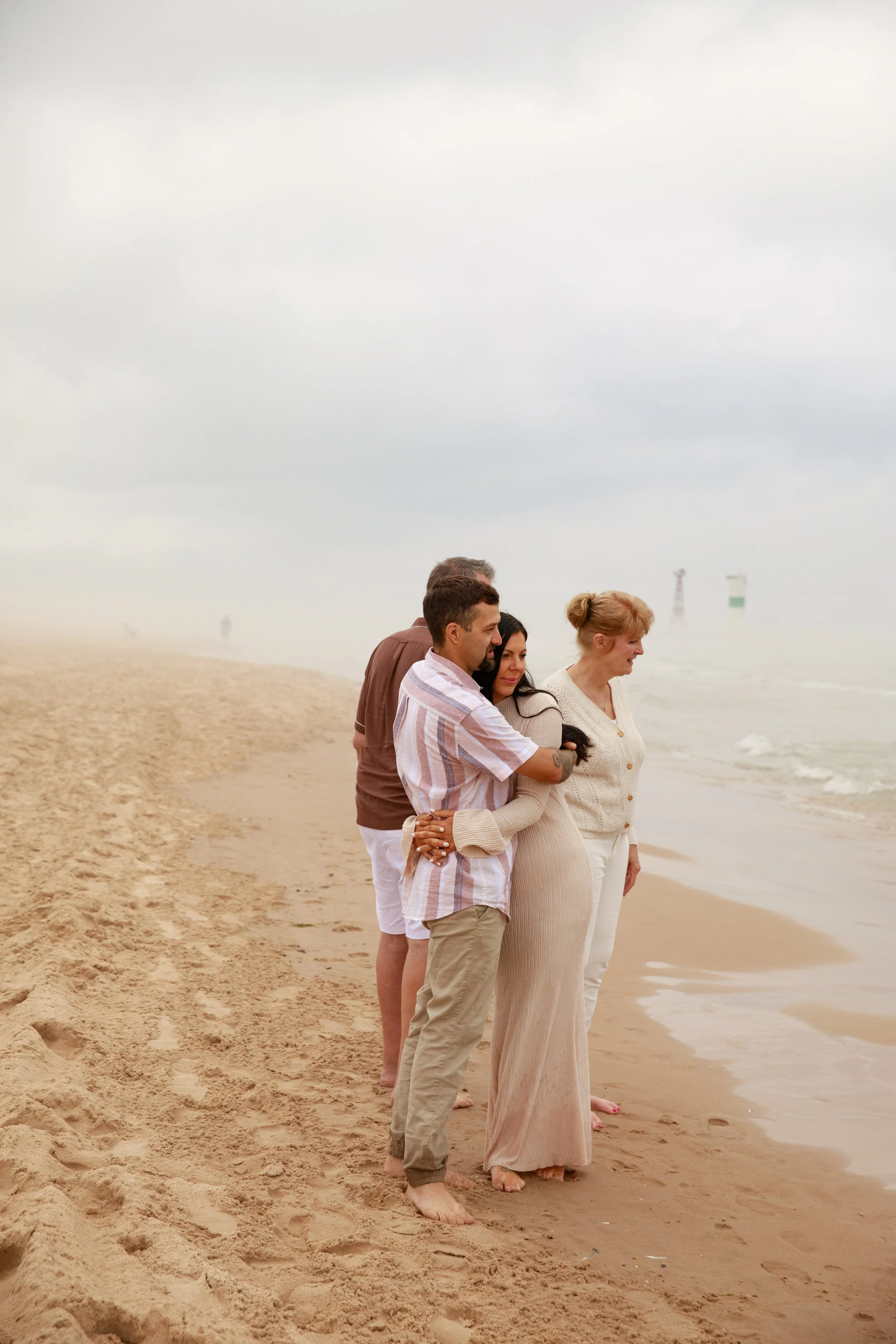 JessicaMax-michigan-family-photographer-pentwater-extended-family-session-documentary-sunrise-321.jpg