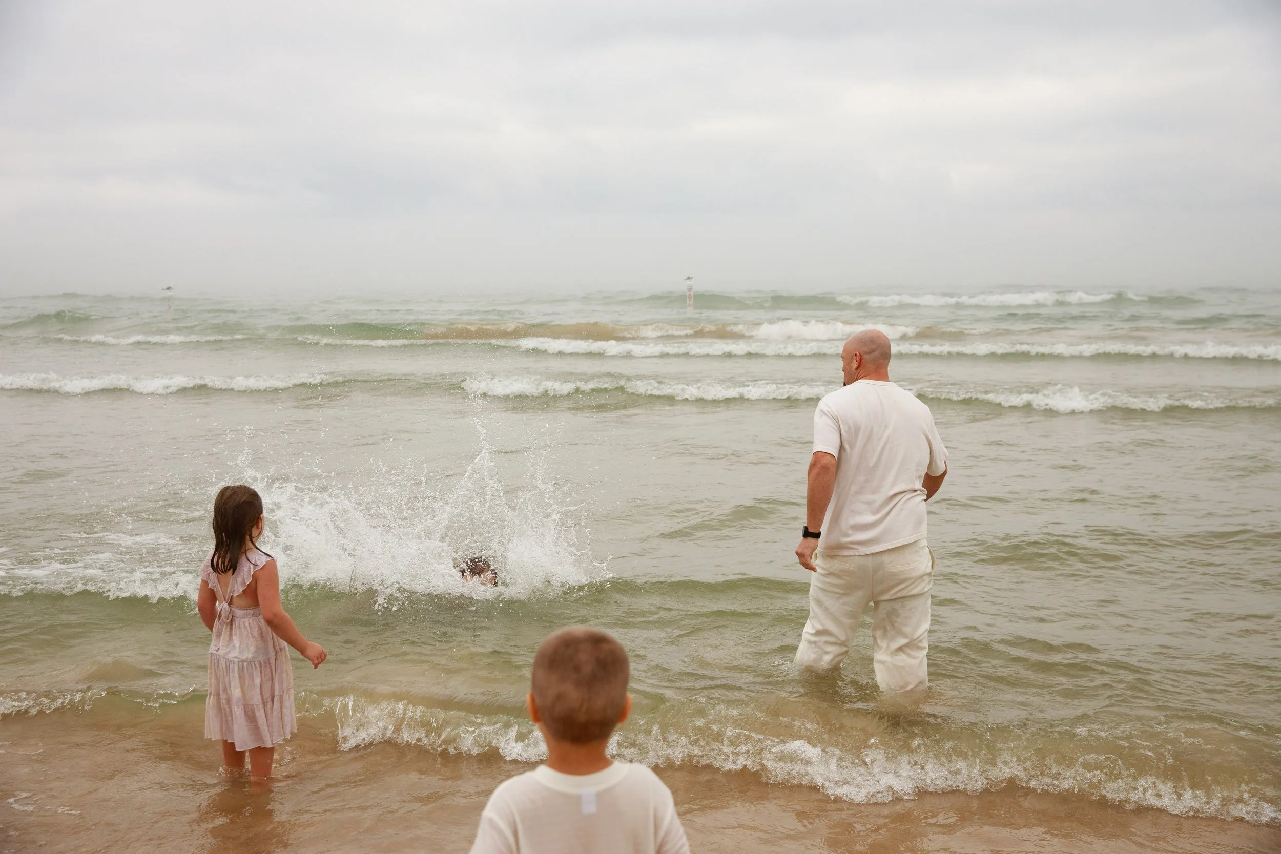 JessicaMax-michigan-family-photographer-pentwater-extended-family-session-documentary-sunrise-362.jpg