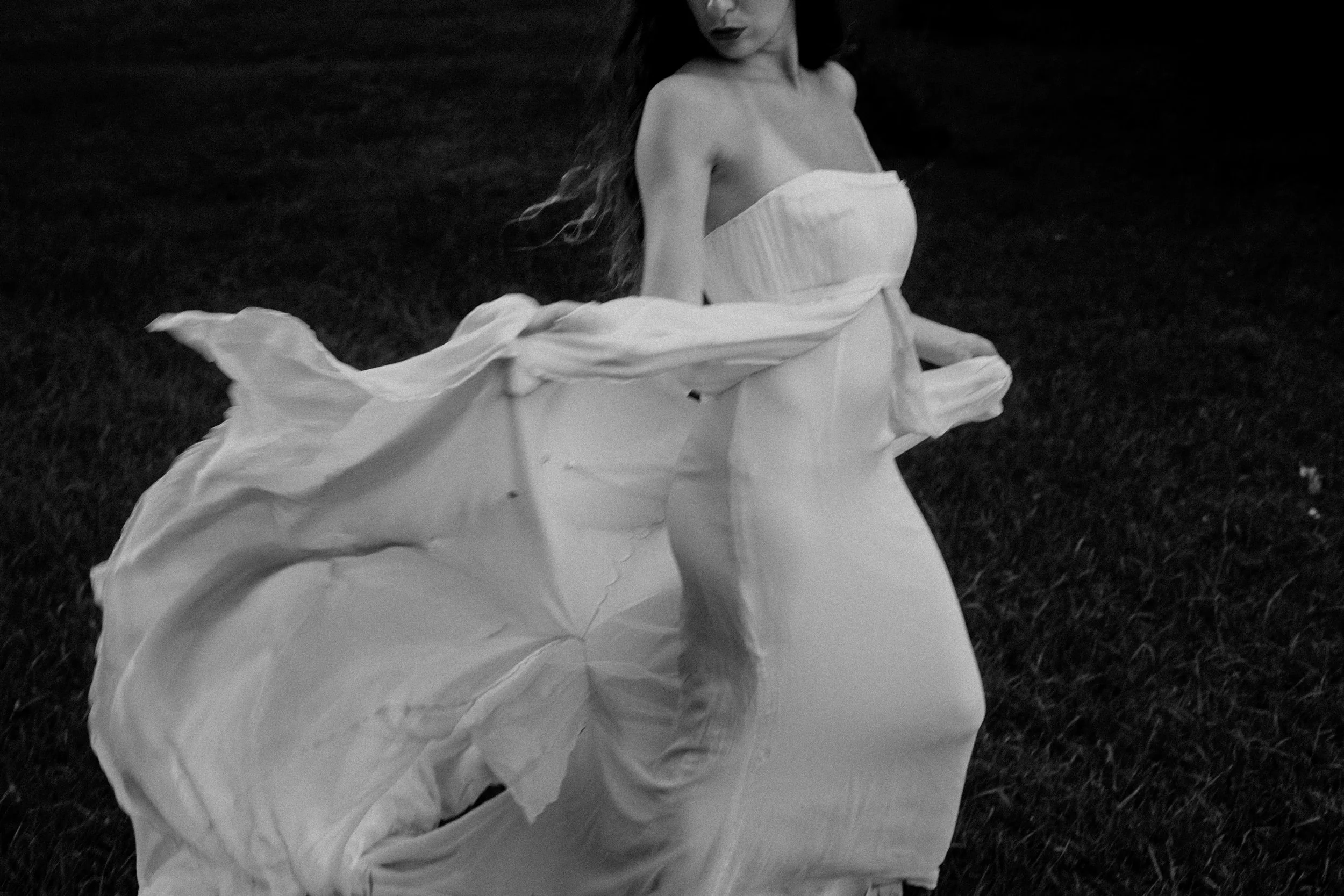 JessicaMax-michigan-editorial-wedding-photographer-west-michigan-bridal-session-ludington-weddinng-photographer-293.jpg