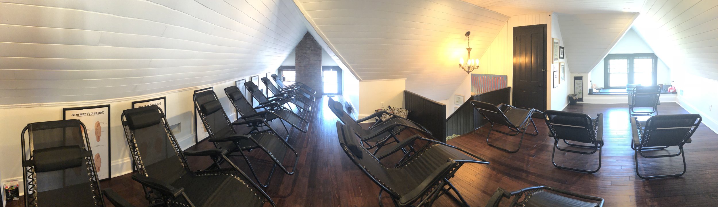 The acupuncture will be on the front portion of your body. You will be lying on zero gravity chairs, face up, for your acupuncture treatment. Please wear yoga/exercise clothes that we can roll up to your elbows and knees.