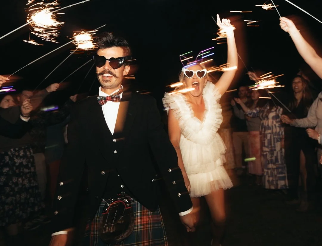 That &ldquo;end of the best night of your life&rdquo; feeling ✨ ​​​​​​​​(cause there&rsquo;s an after party)
​​​​​​​​
​​​​​​​​
​​​​​​​​
#weddingvibes #elopement #nationalpark #wedding #elopementphotographer #rawemotion #vowrenewal #cardinalvillage #p