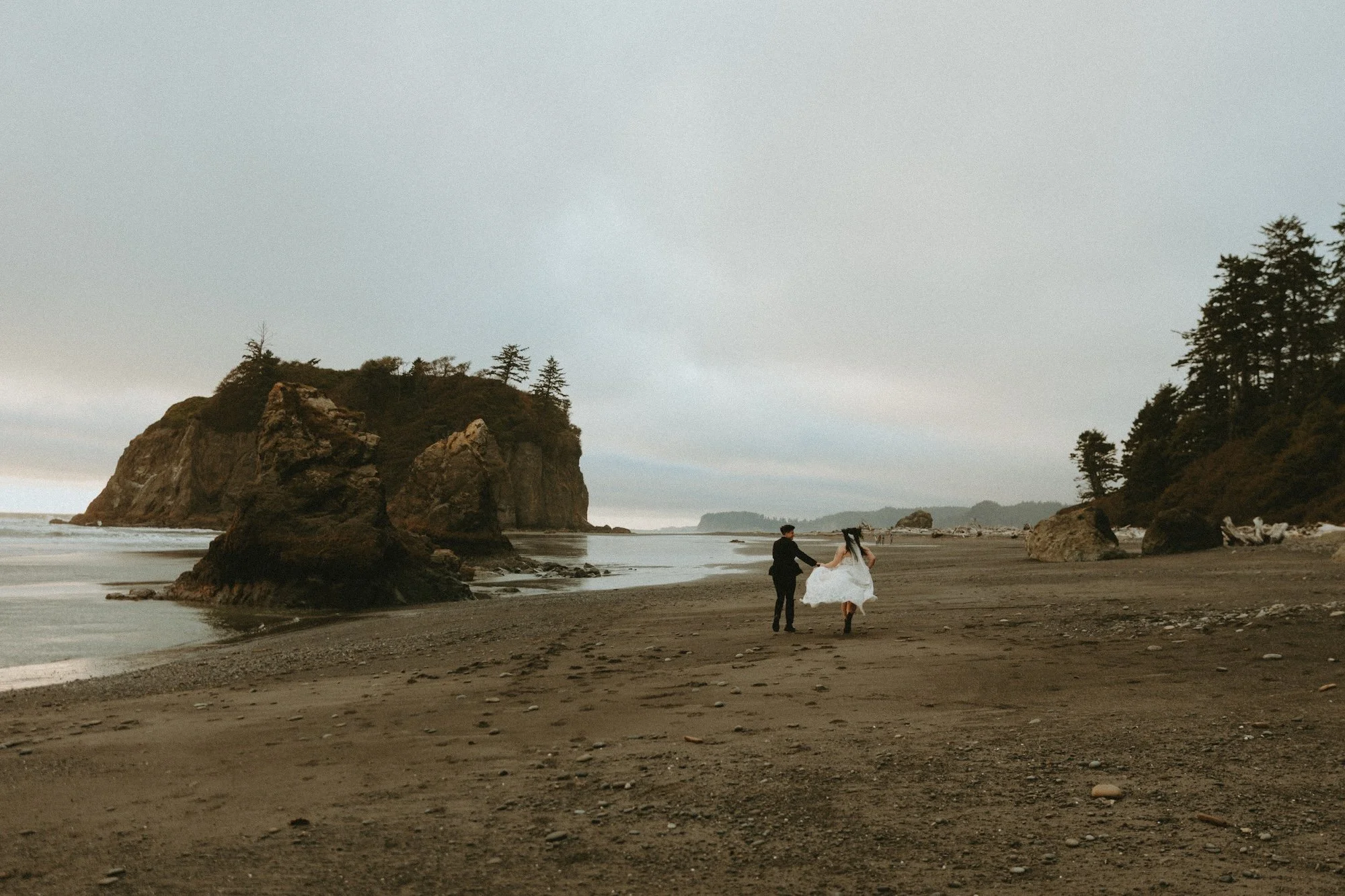 cinematic elopement photographer wedding utah washington.jpg