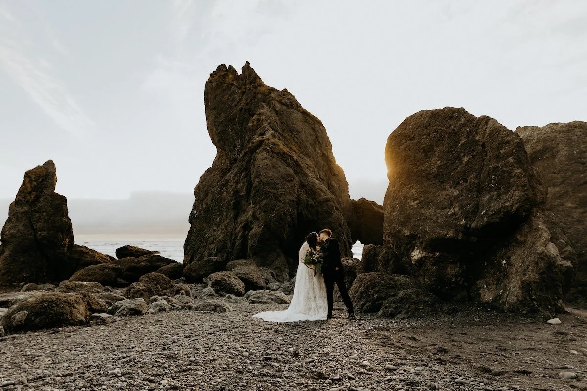 elopement-photographer-best-pnw.jpg