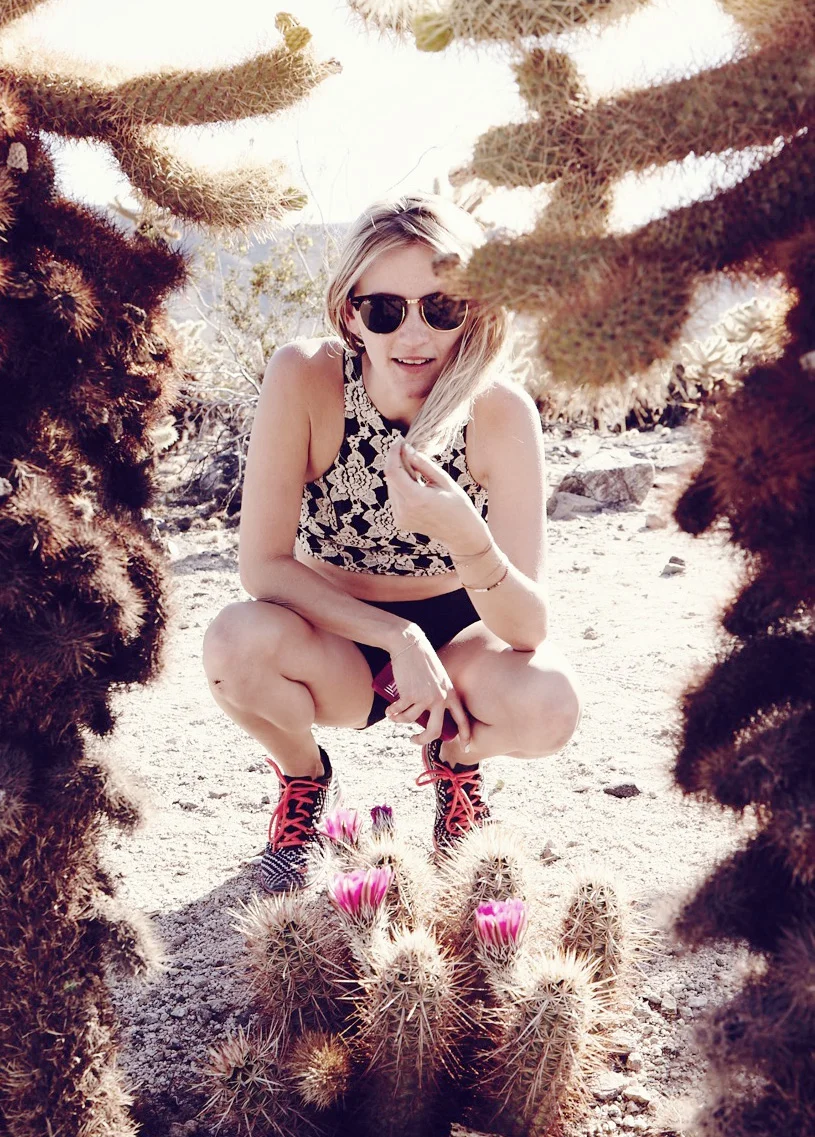 Kelly Britton, Contributor