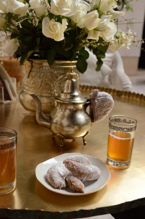  Mint tea and biscuits at Riad Dixneuf la Ksour | photo by Maleeha Sambur 