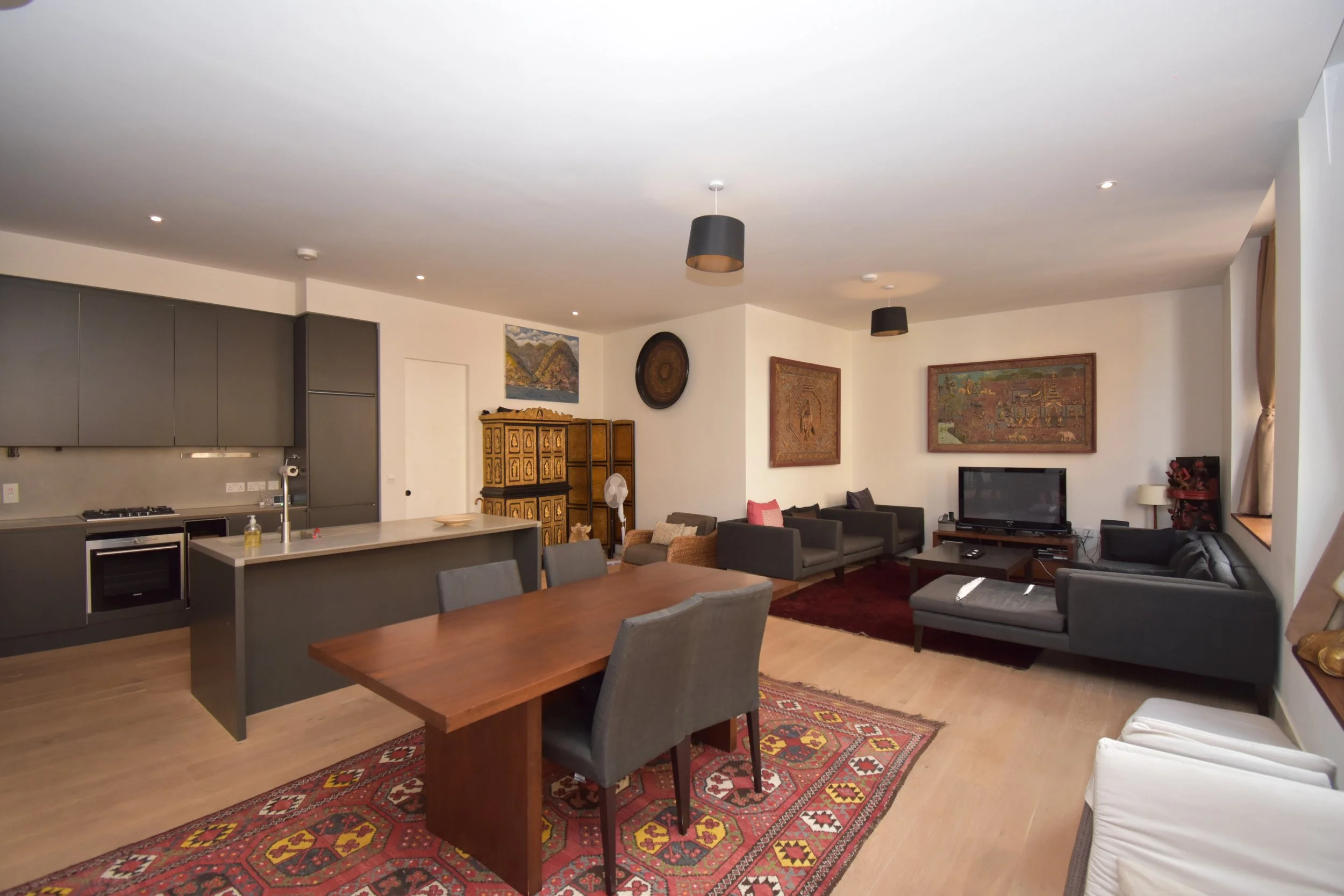 Hatton Wall, EC1N - £250 Per Night  