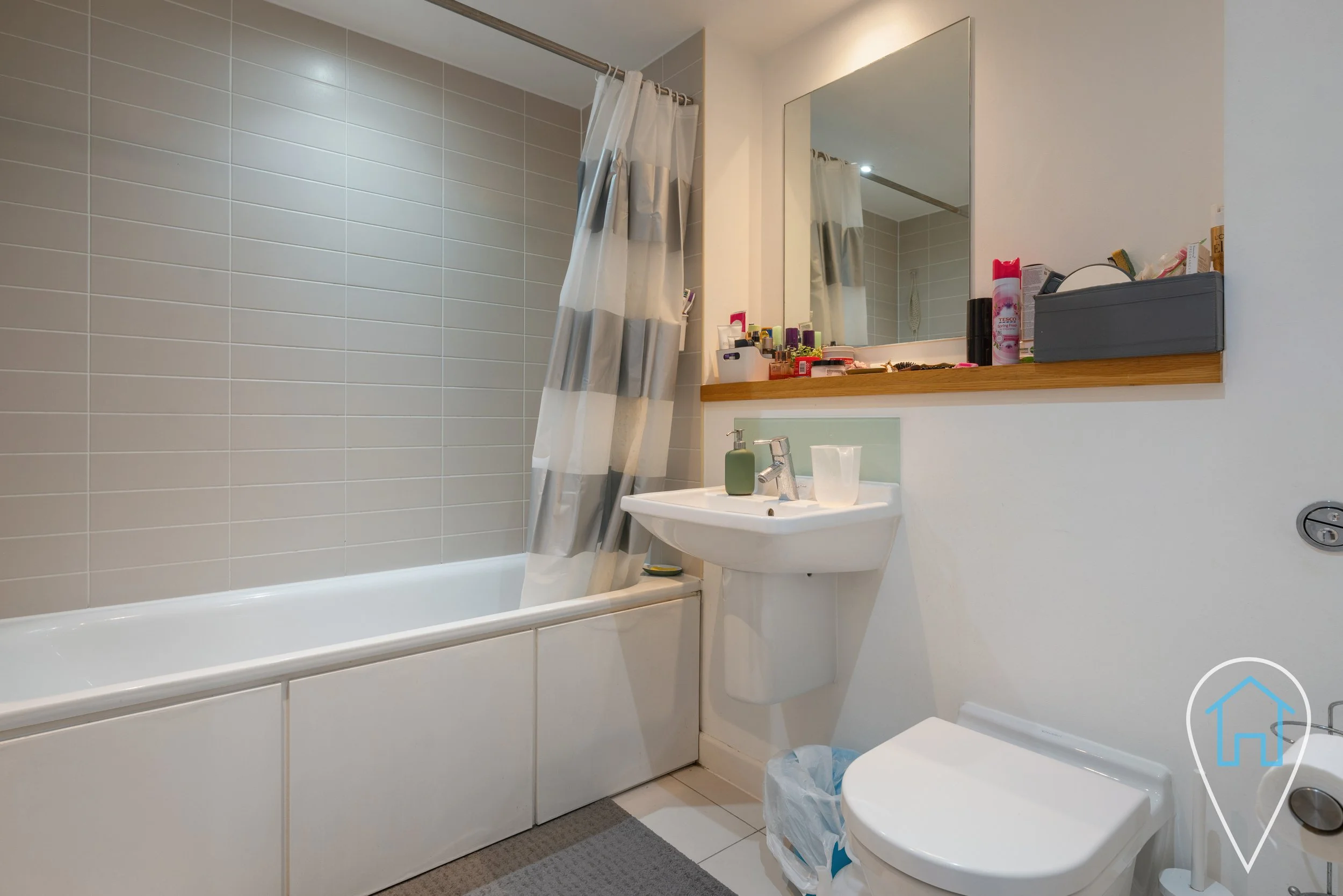 Flat 75, 72 High Street E15 2QF-3.jpg