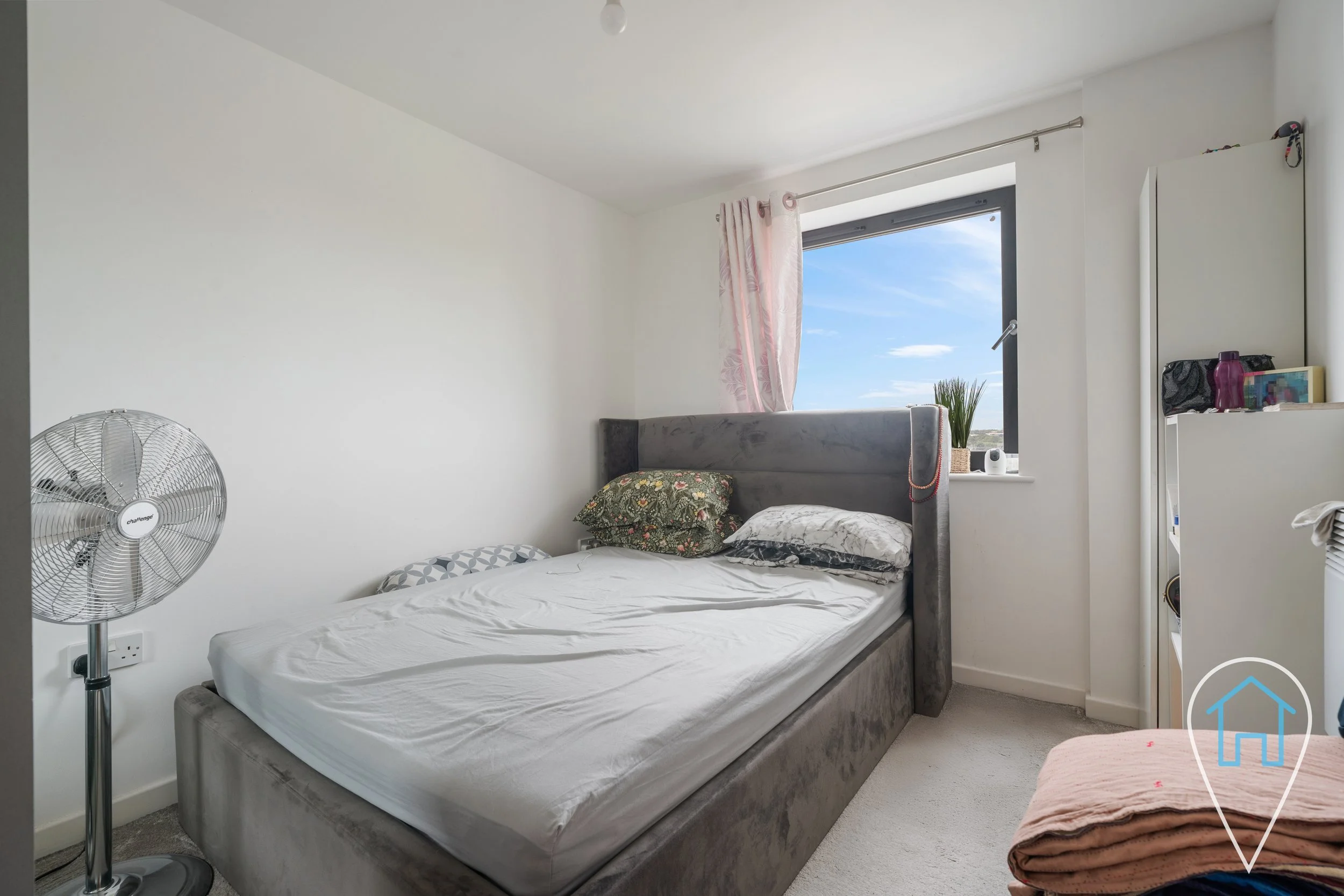 Flat 75, 72 High Street E15 2QF-4.jpg