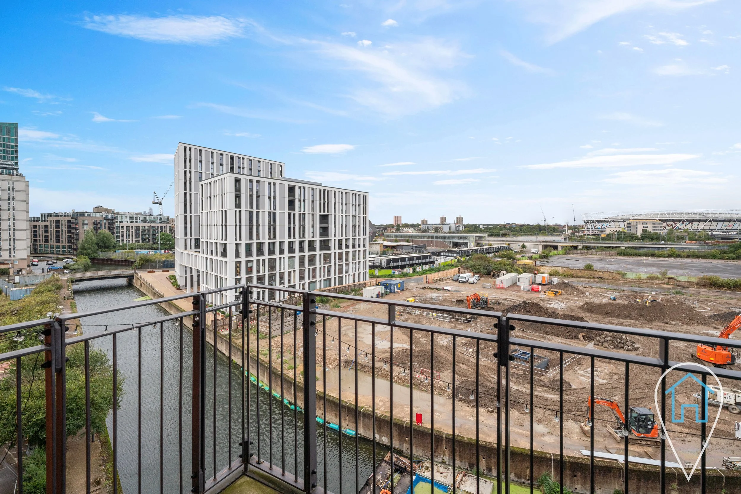Flat 75, 72 High Street E15 2QF-7.jpg