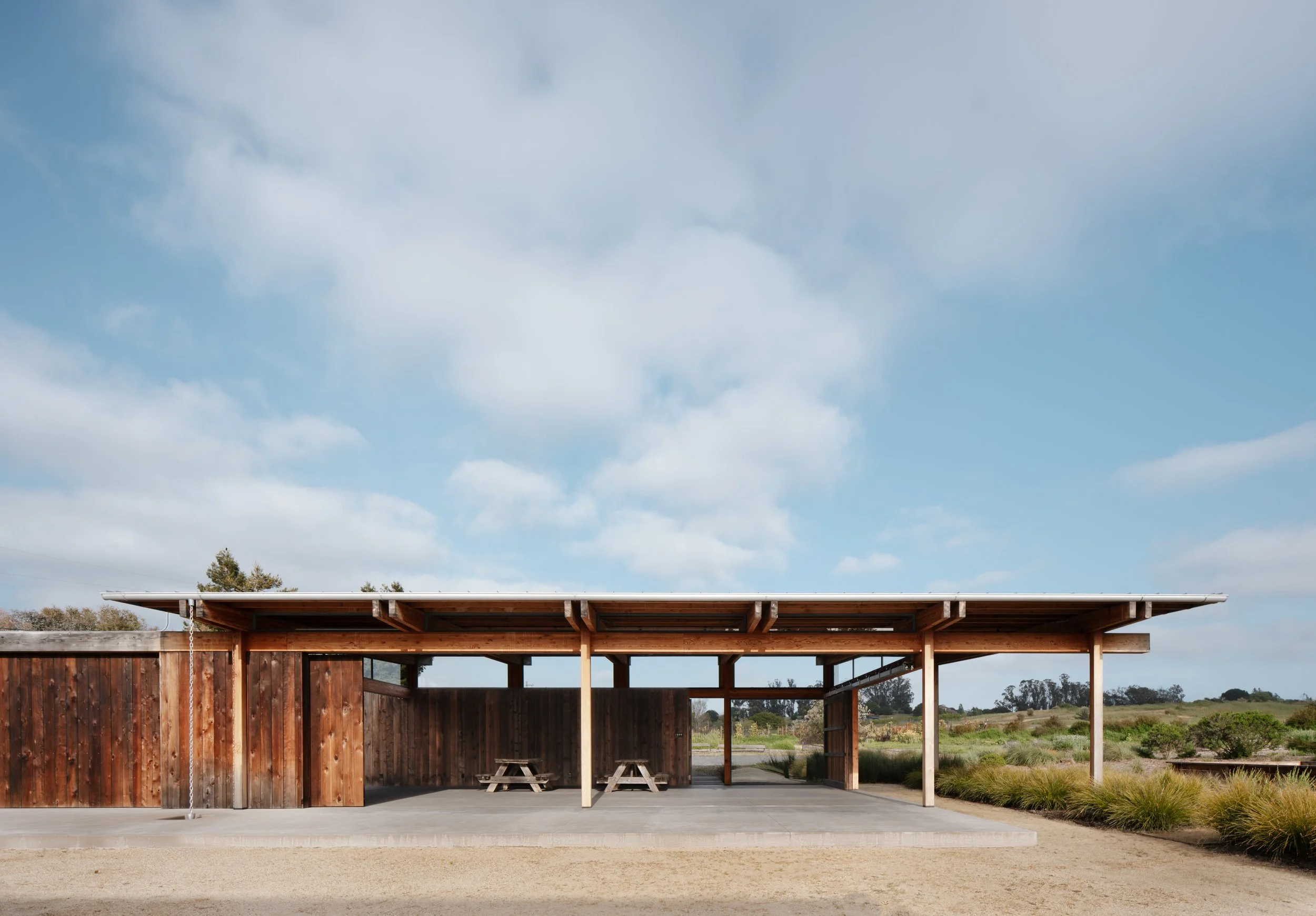 austin sandy architects: live oak farm pavilion