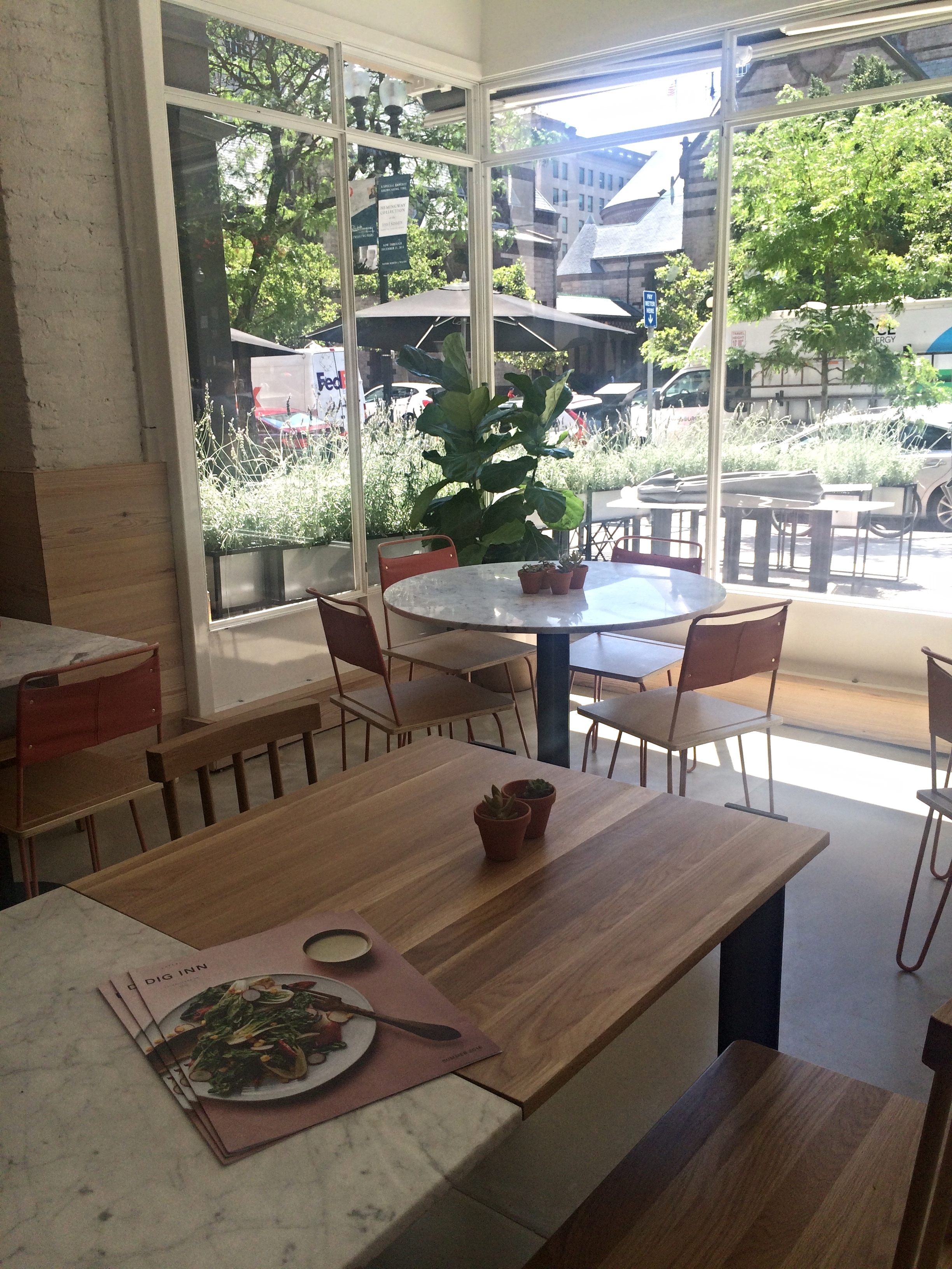 I spy my working/date/everything spot right there!