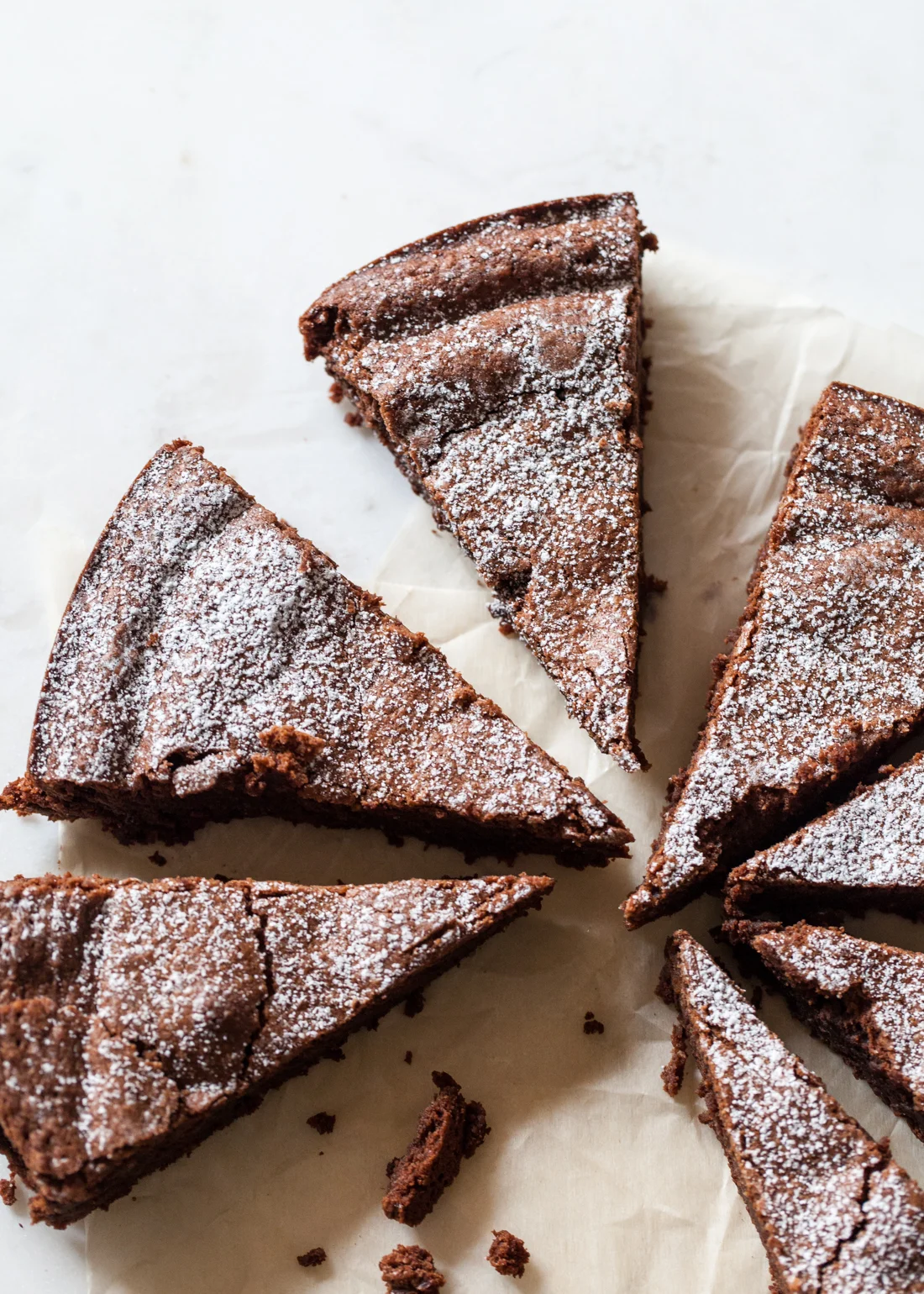 ChocolateHazlenutTorte_02.jpg