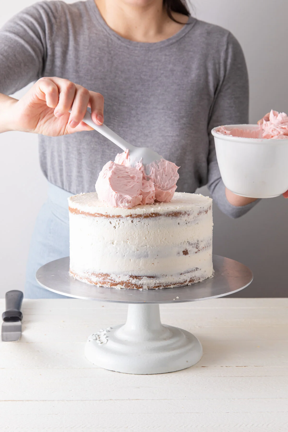 How to Ice a Cake — Style Sweet