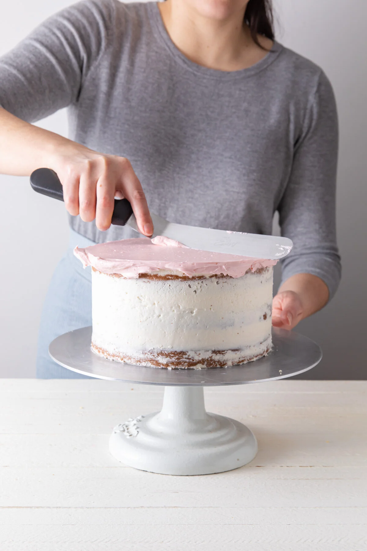 How to Ice a Cake — Style Sweet
