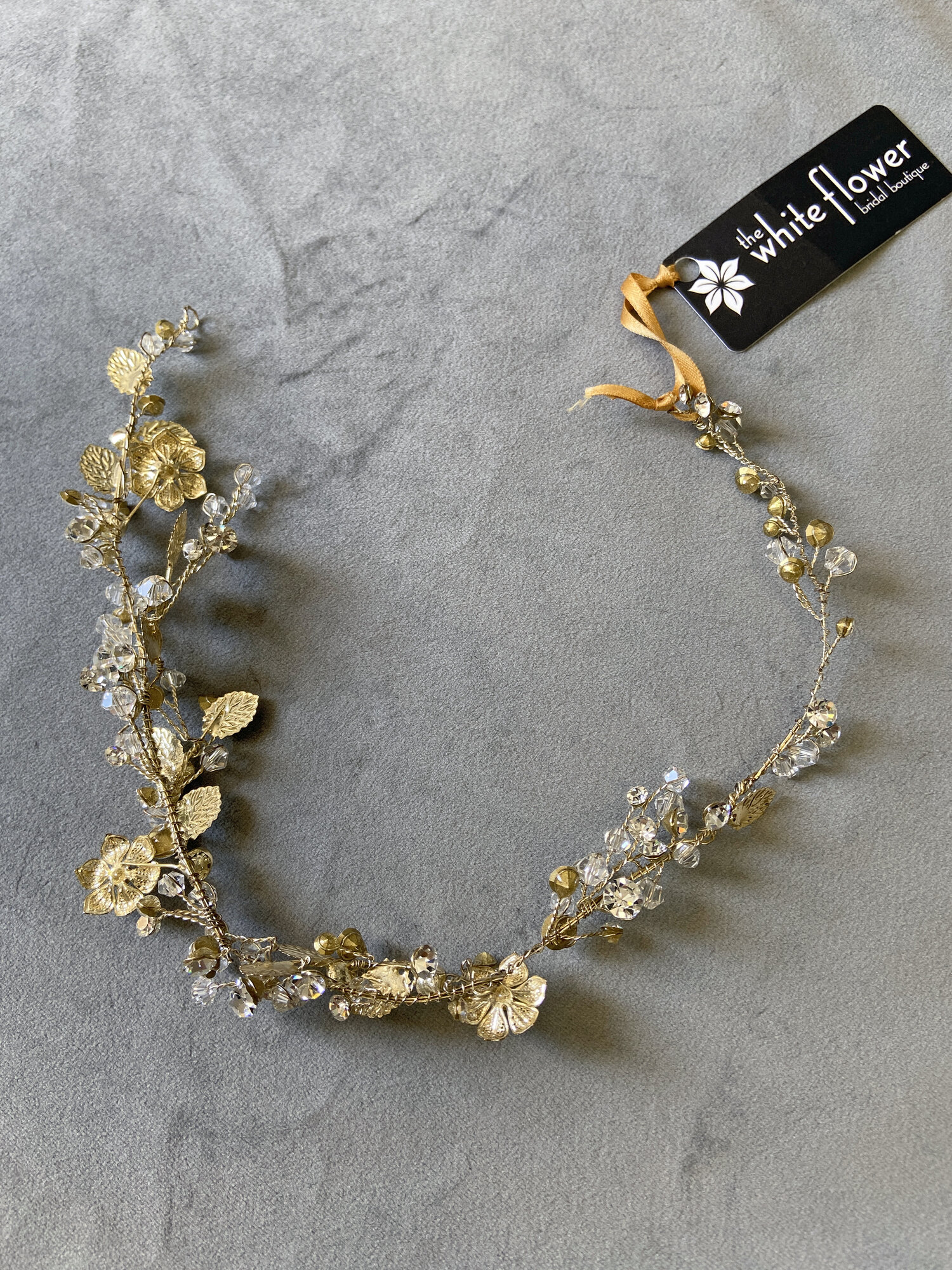 Gold Ocean Confetti Hair Vine - Bridal Accessories - The White Flower - San  Diego, CA