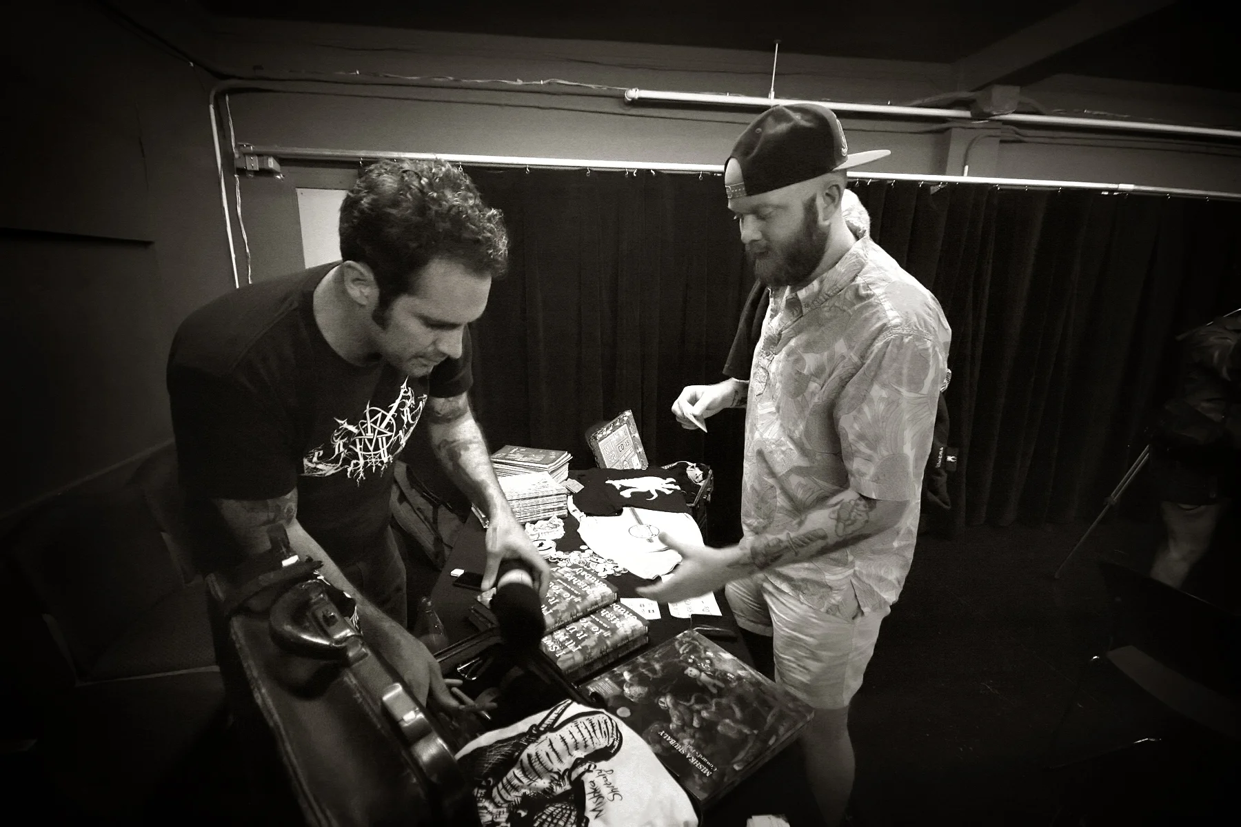 Mishka Shubaly with a fan at Modest Proposal LOCATION: Phoenix Center for the Arts PHOTO CREDIT: Matt Santos
