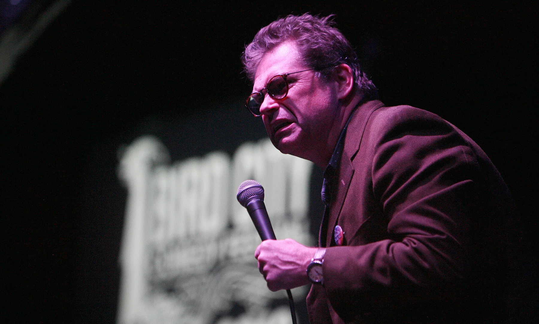 Dana Gould LOCATION: Press Room PHOTO CREDIT: Matt Santos