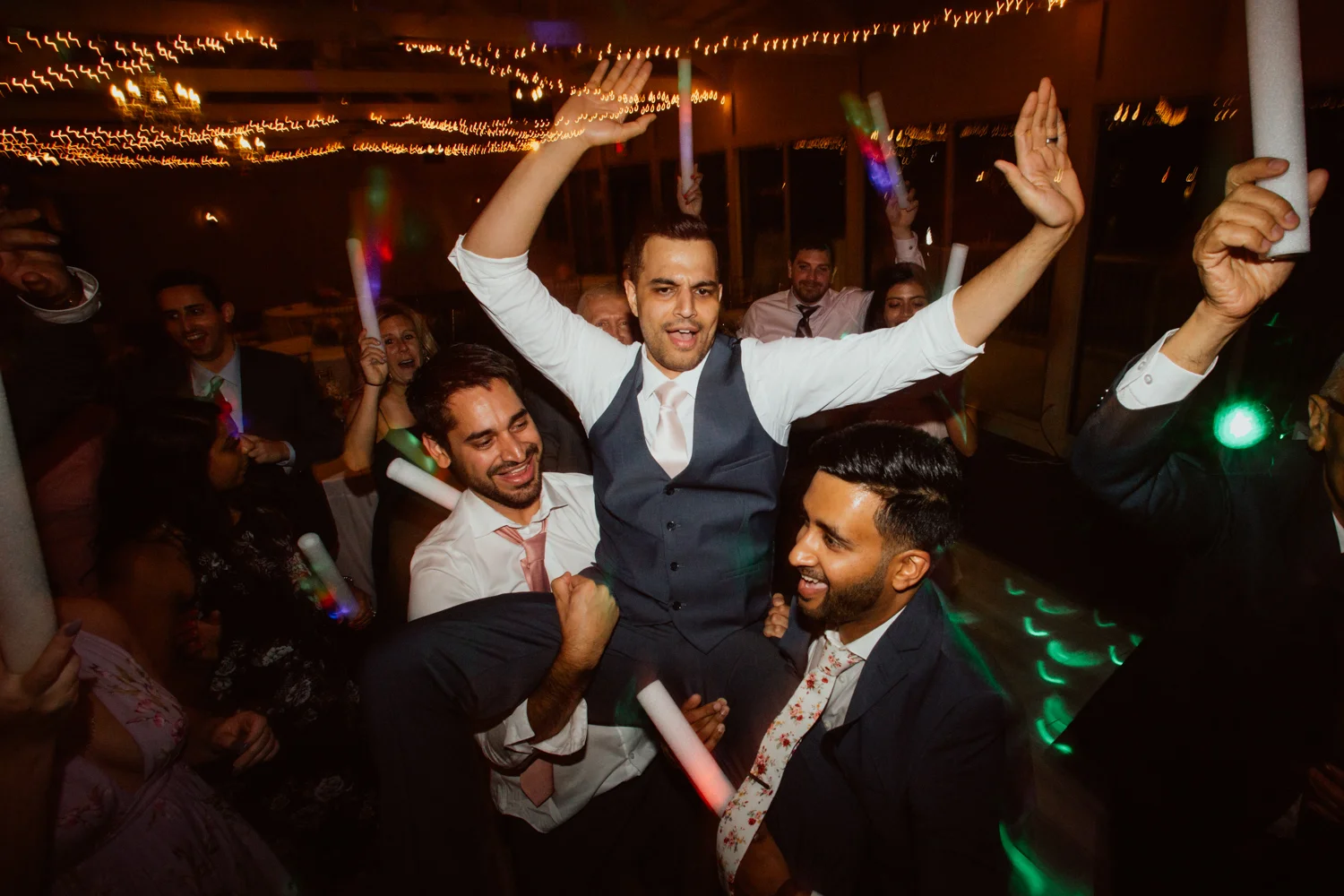 Julie & Pankaj - previews_web (23 of 33).jpg