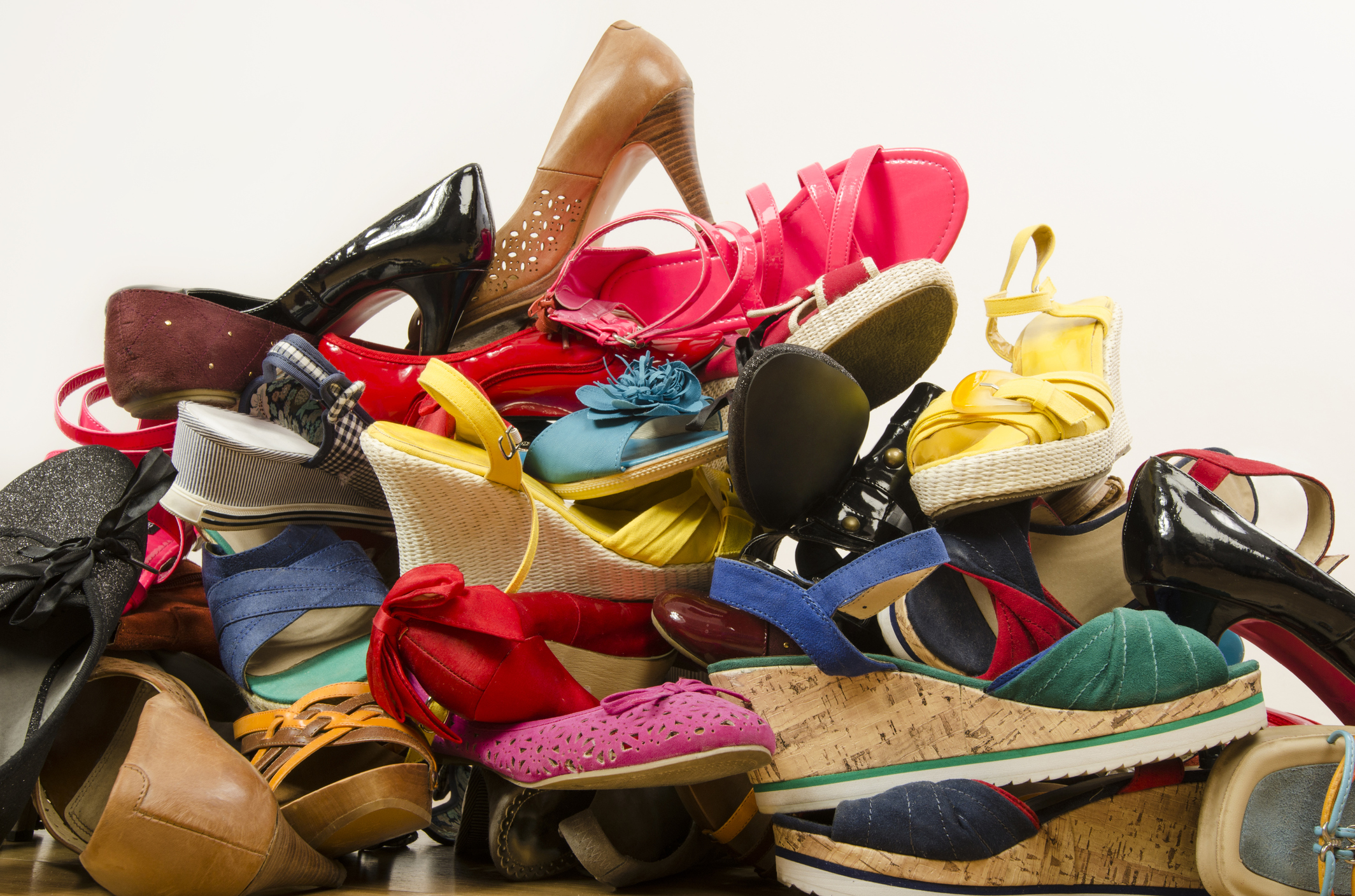 190_4_Adult_Organize_Organization-Tips_SS_190_shoes.jpg