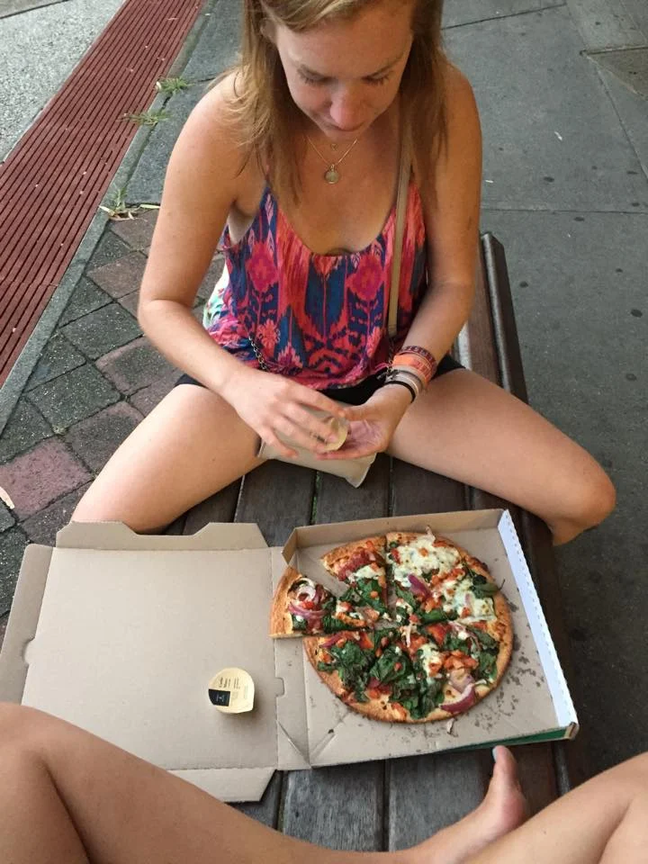 $6 Dominos Pizza